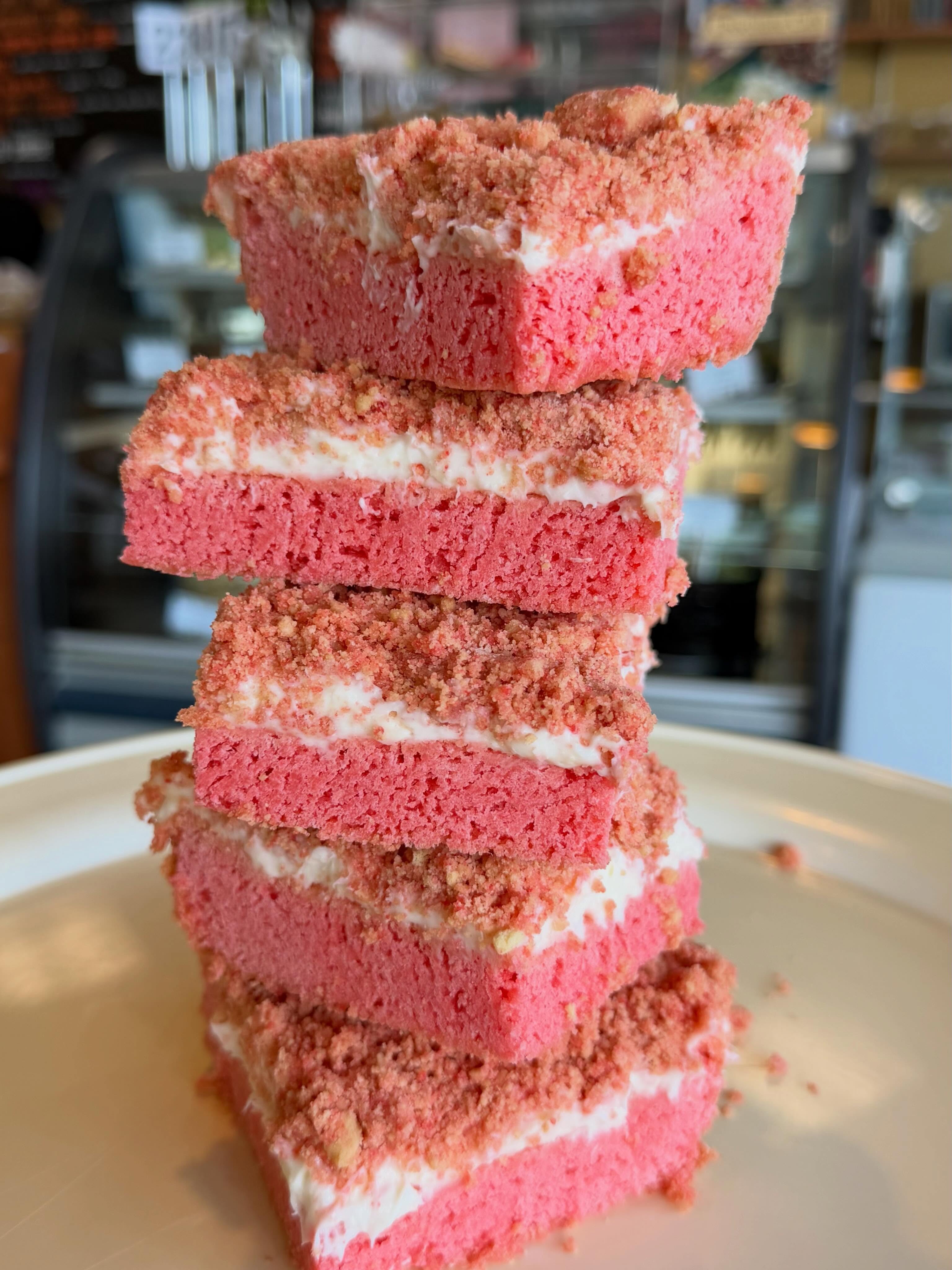 And nothing to get hung about…. Strawberry Cheesecake Bars forever 🎶 #desserts #madeinhouse #chocolatecafe #localbusiness