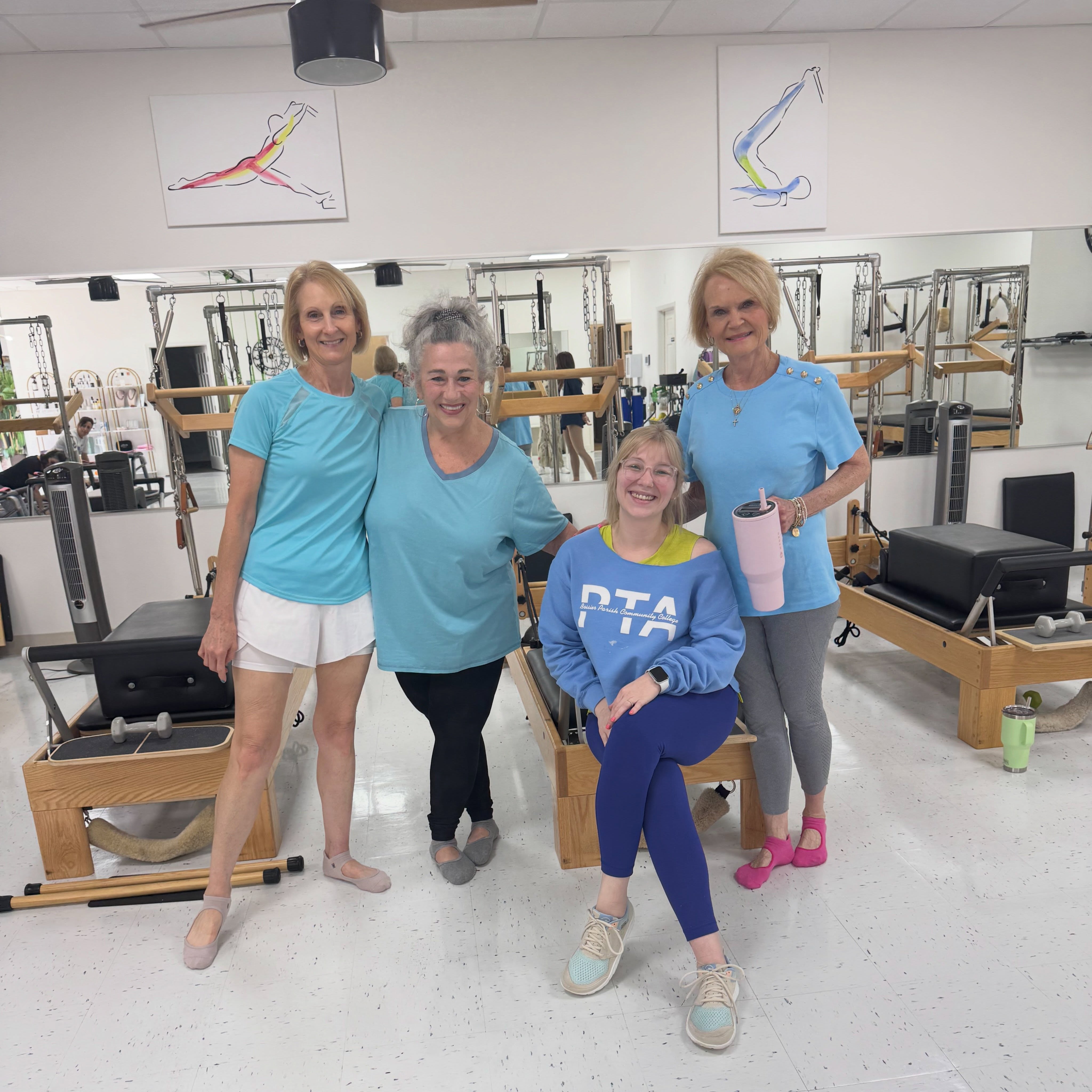 On this Wednesday, the gals wore blue 💙🦋 #sp3 #twining #pilatesbasedphysicaltherapy