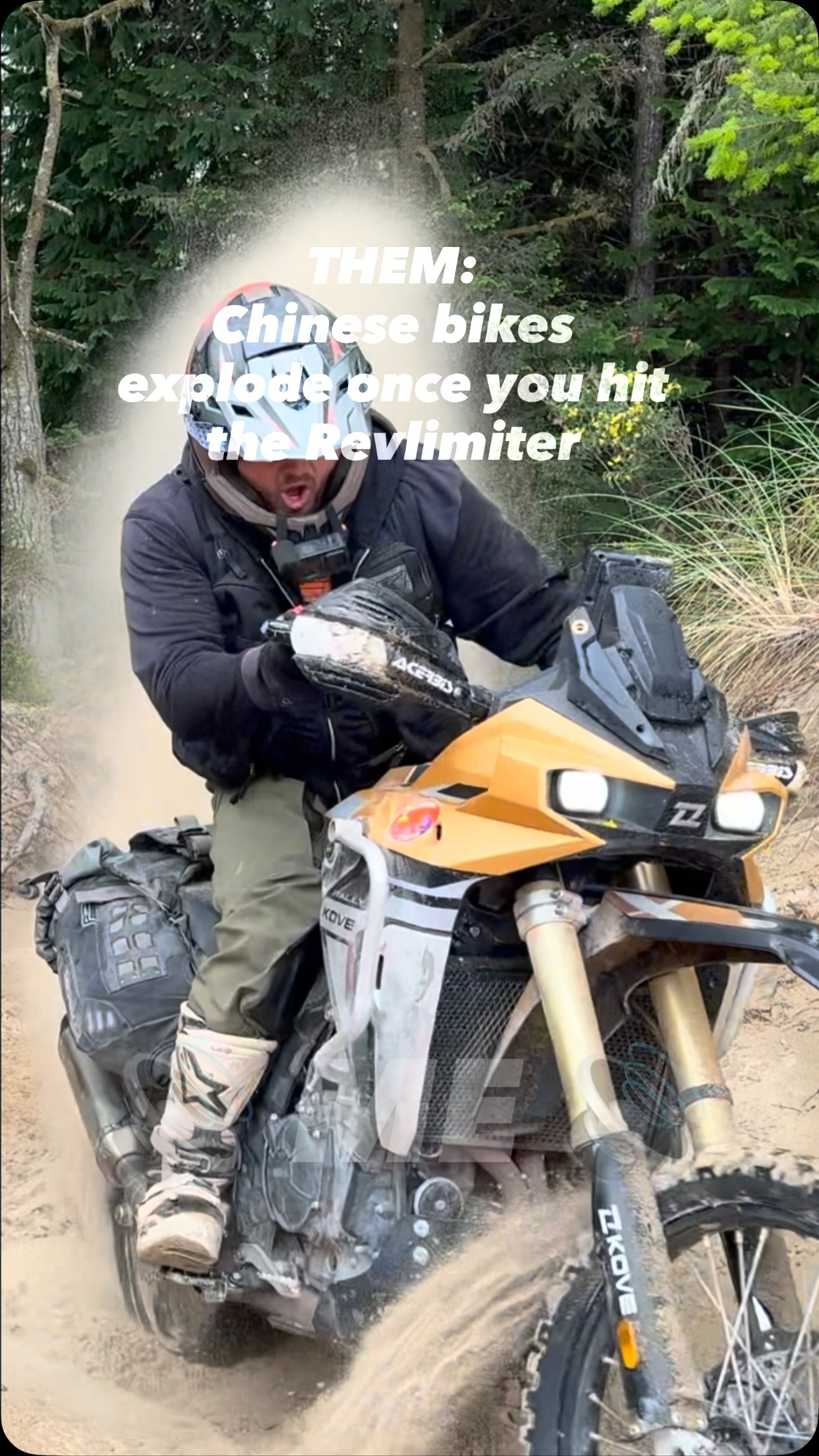 It's a party on da revv limiter 🤘 ADV bikes are fun