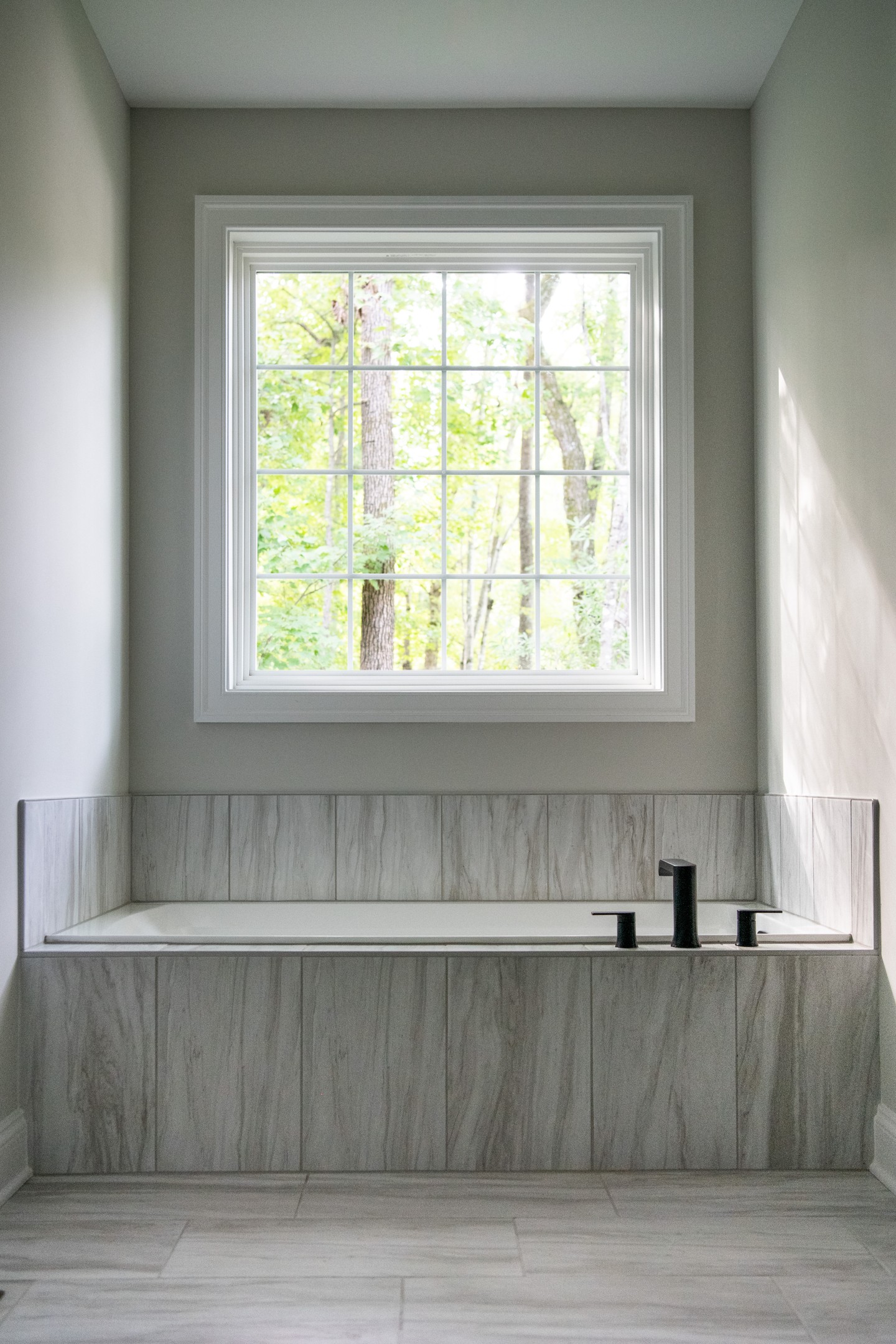 Soak in the view. 🌿
#fredericksburgva #fxbg #customhomesva #homedesign #dreamhome
