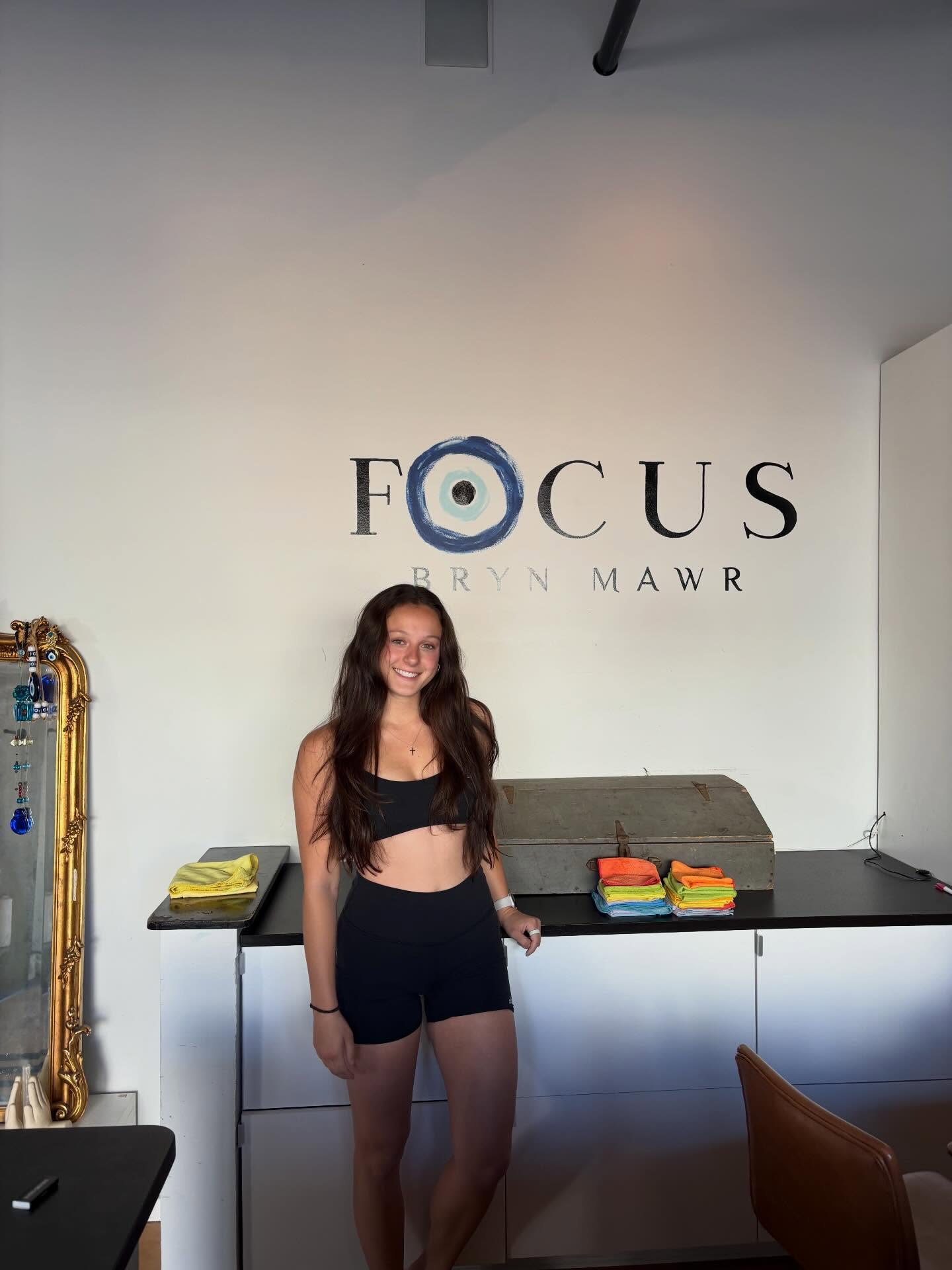 🚨🥳NEW TEACHER SHOUTOUT ALERT❗️❗️
Everyone say hi to @ashleykschultz , one of our new pilates instructors joining us starting this summer !
You can catch Ashley at 5:00 on Fridays & 9:30 on Saturday mornings in Studio A for pilates!
The reason Ashley is being shouted out right now besides being fabulous , is because last week she saved our butt’s when a teacher was running real late - Ashley took over and taught on the spot even though it was only her 3rd class ever!
#stayready #newinstructors #summeryoga #focusbrynmawr
