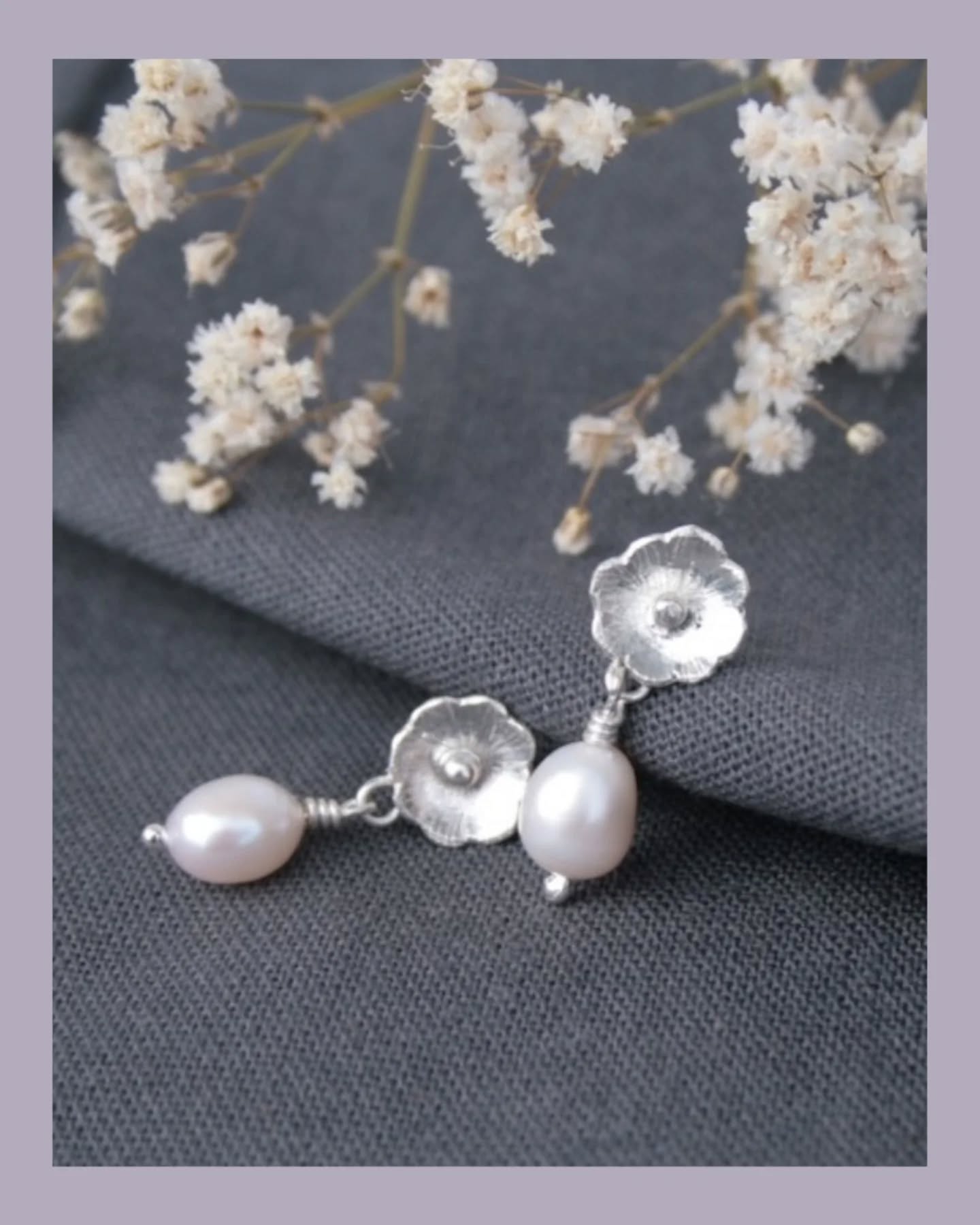 As Jackie Kennedy said " Pearls are always appropriate."Ā These pearl earrings would be beautiful worn on your wedding day and just as lovely worn while sitting in the garden with a coffee.
Please get in contact if you have any questions and as I make each pair from scratch if you love the earrings but would prefer a different colour of pearl then I can do that for you.