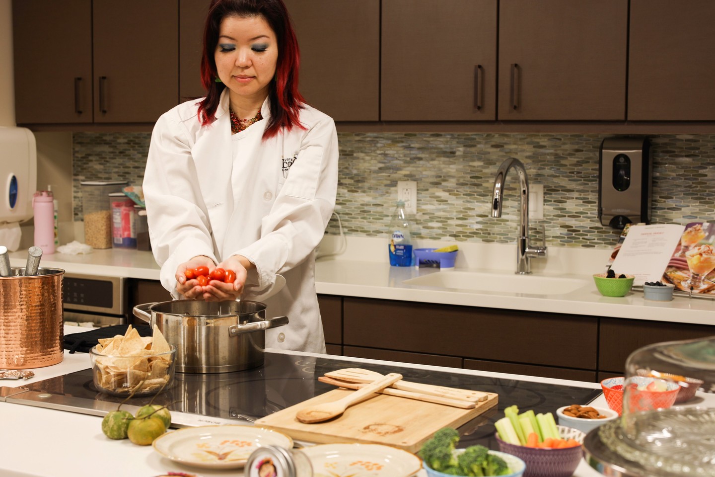 To my ToL Community,
After years of watching me cook, romanticize meals, and transform my kitchen into a serene space, I’m so excited to host my very first cooking club class.
To keep things intimate, this first class is limited to 15 people total, including five (5) spots for in-person guests. The vibe will be cozy, relaxed, and completely low-pressure. We’re going to cook, chat, and laugh. Ultimately, it's all about having a wonderful time together.
The cost is $15 USD, and I would be delighted to have you in the first class.
- When: Saturday, 20 June 2026
- Physical attendance is limited to five (5) individuals:
St. Francis Healthcare System of Hawaiʻi, Kūpuna Village Courtyard
Lumi Ahona 4 (Demo Kitchen)
2226 Liliha Street; Honolulu, Hawai'i 96817
- Online link for the remaining 10 individuals to attend virtually: https://meet.google.com/cid-bhtx-jtt?authuser=6
- Time: 1-2pm HST
- Wise Payment Link: https://wise.com/pay/r/r-y5JyPqGqJuW6I ($15 USD)
Please RSVP via DM or at aloha@tasteoflife.blog by 7 pm HST on Friday, 12 June 2026. Guests attending will receive more information.
I hope to see you in the kitchen. I can't wait to cook alongside you.
Thank you SO much for your support! x
📸: @jessannp