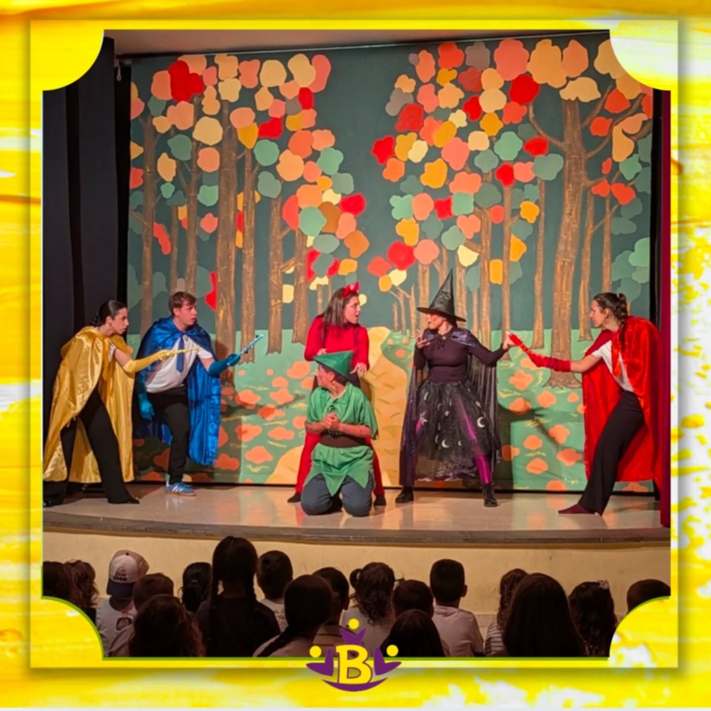 🎭✨Avui, els nens i nenes d'Educació Infantil han anat a l'escola @fretamataro a veure l'obra de teatre "Escola de Màgia", que han preparat els alumnes del cicle d' Educació Infantil. Moltíssimes gràcies per convidar-nos i felicitats per la feina feta. L'obra ha estat tot un èxit! ✨🎭
#escolabalmesmataró #somequipsomfamília #escolainfantil #escolaprimària #escolaconcertada