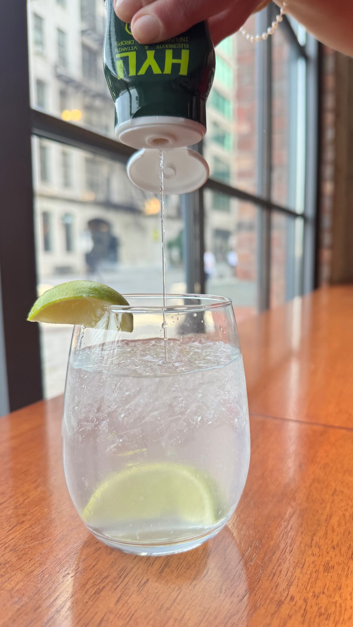 Watch closely… 👀🍹
One hand move later and suddenly it’s 818 + HYLI energy.
#HappyHourVibes #818Tequila #HYLI #NYtechweek #Tacosandtrends