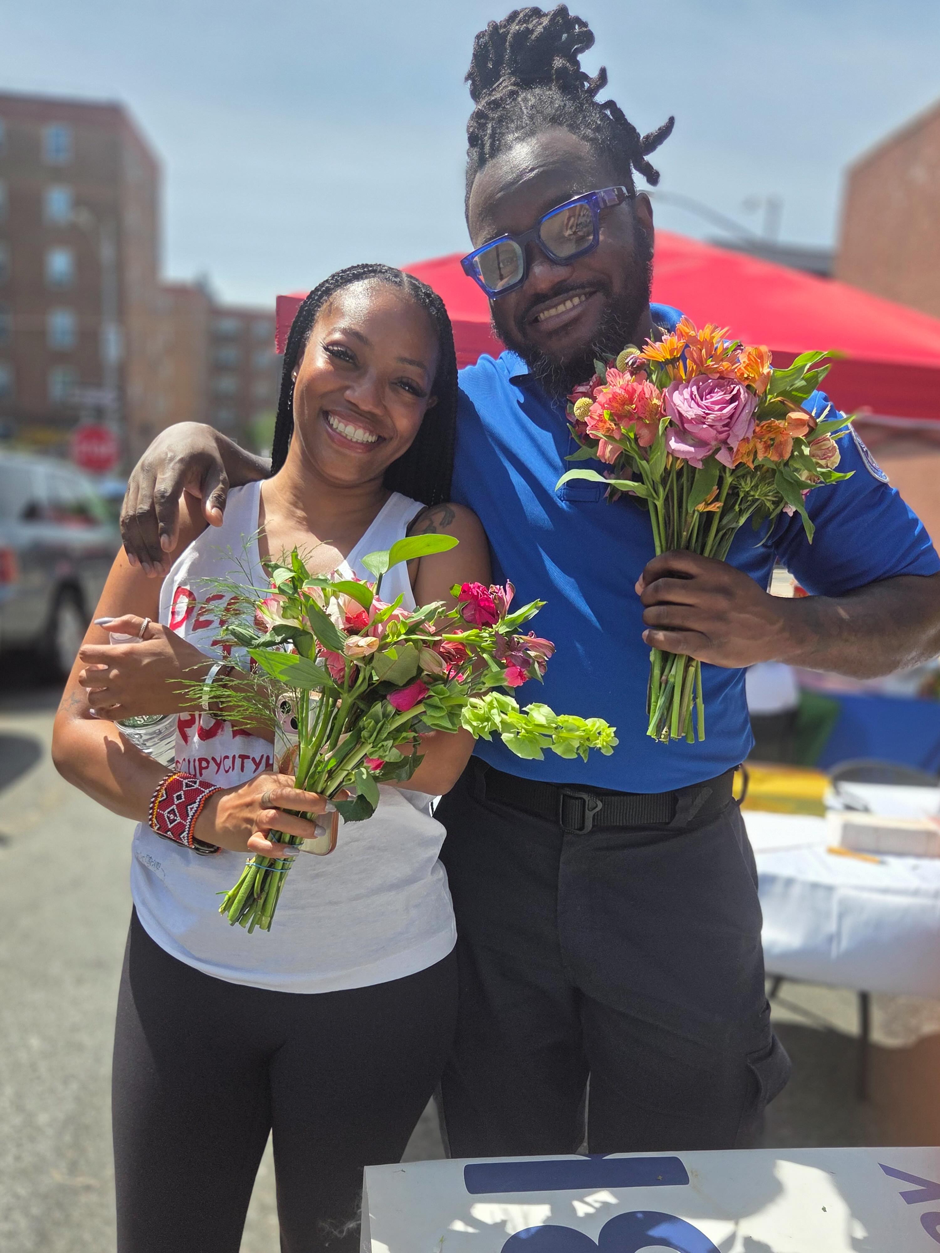 Yesterday we had the pleasure of joining Red Hook Initiative’s 8th Annual Health Fair & Town Hall in Red Hook — a youth-led community event bringing residents together for resources, connection, and care.
Thank you to @rhookinitiative for inviting us to and everyone who stopped by our table and made beautiful arrangements. 🌿