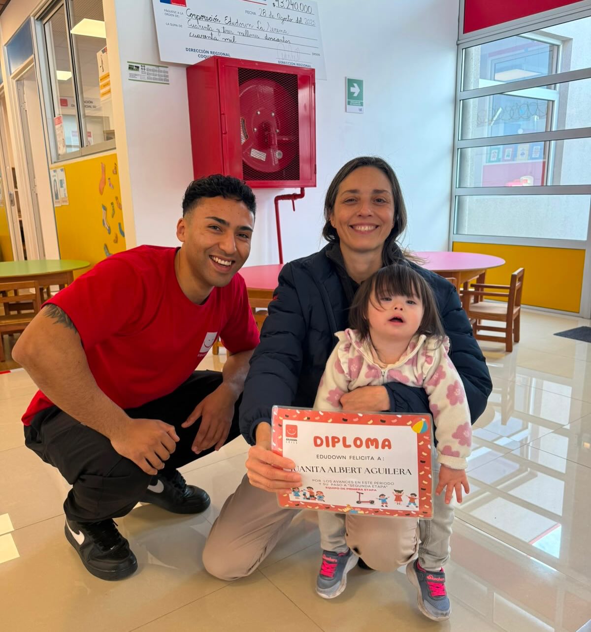 ¡Juanita pasa a segunda etapa en Edudown!
Con mucha alegría celebramos este gran paso en su camino 💛
Cada avance es fruto de su esfuerzo, constancia y todo el cariño que la acompaña día a día.
¡Muchas felicidades, Juanita! 🌟
Seguimos creciendo contigo 🙌
#Edudown #Inclusión #PequeñosGrandesLogros #OrgulloEdudown