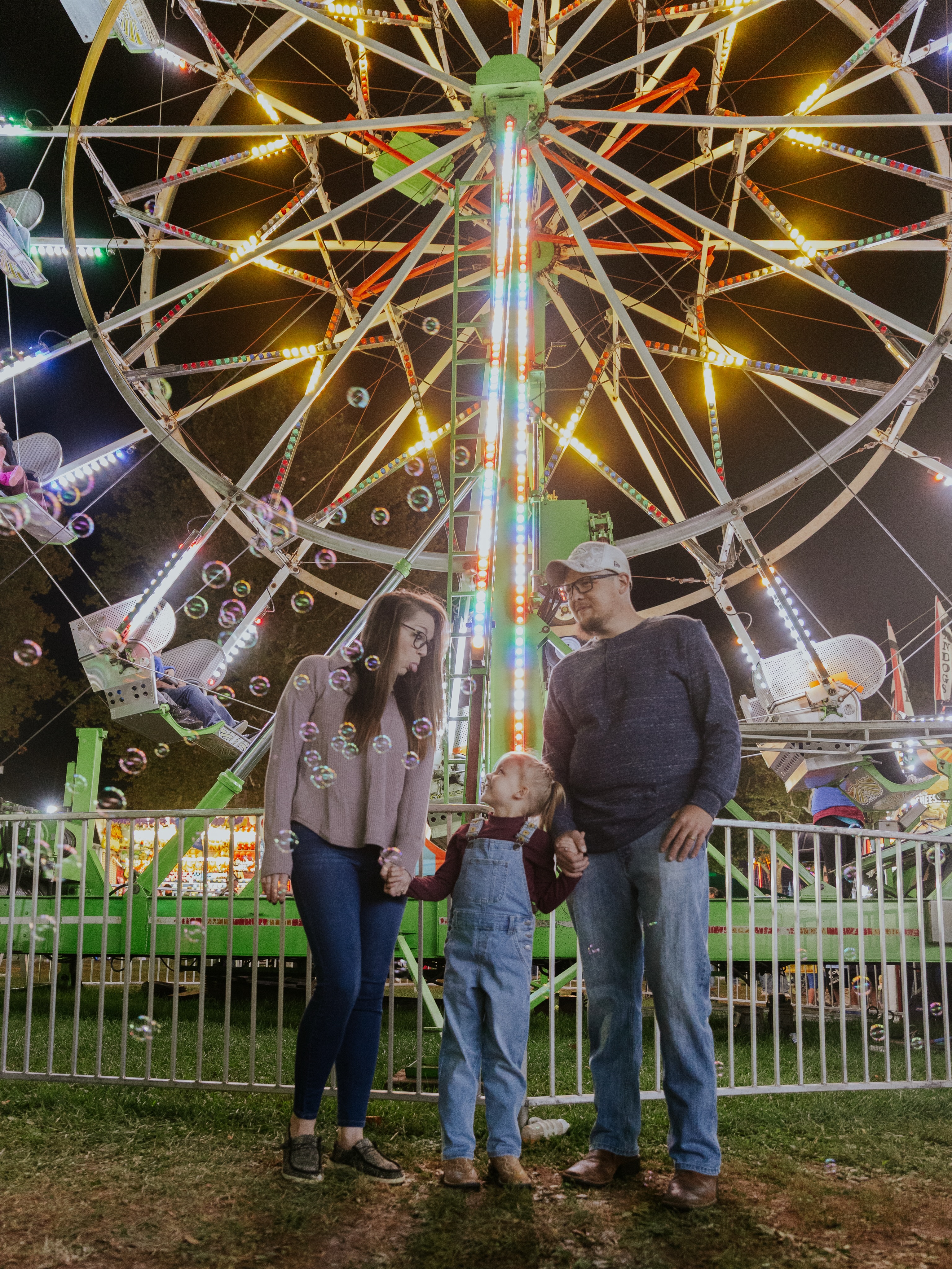 Fair season is almost here 🎡✨
The rides, the lights, sticky fingers from cotton candy, little hands reaching for prizes, and memories your kids will talk about long after summer ends! 🤍
These sessions are always some of my favorites because they’re less about “perfectly posing” and more about capturing your family exactly as you are in this season of life ☺️
If you’ve been wanting family photos that feel fun, candid, and full of real moments — let’s get your fair session scheduled before dates fill up! 🎟️📸
#fairphotography #familyphotoshoot #candidphotography #ohiophotography #fairground