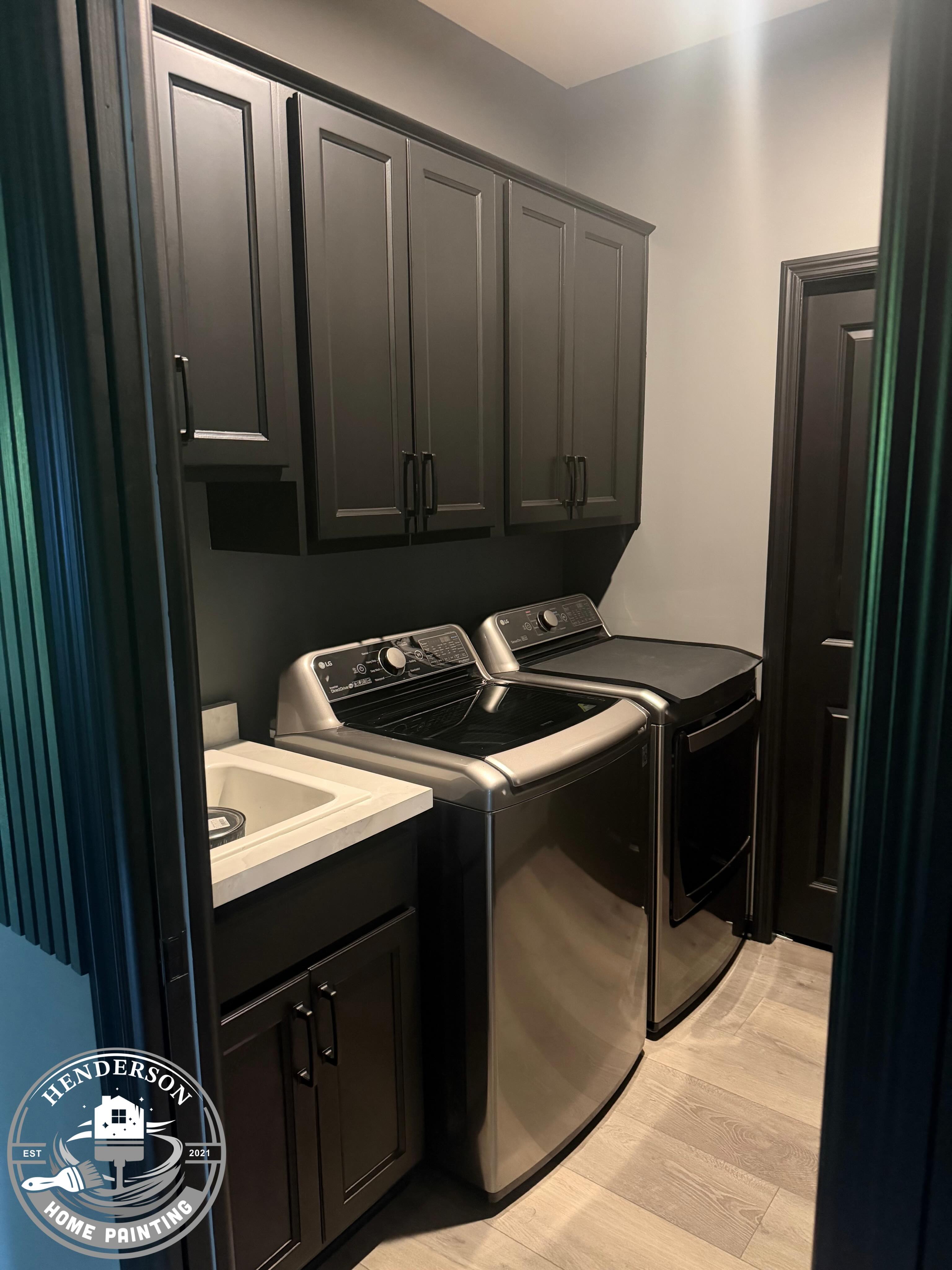 We wrapped up a laundry room cabinet in Sherwin Williams Tricorn Black today, and it turned out absolutely beautiful! If you’re interested in getting a free estimate and discovering our tried-and-true techniques that guarantee long-lasting results for your cabinets or shelves, please don’t hesitate to contact us. #hendersonhomepainting #cabinetmakeover #professionalpaintingservices #elkriver #elkrivermn