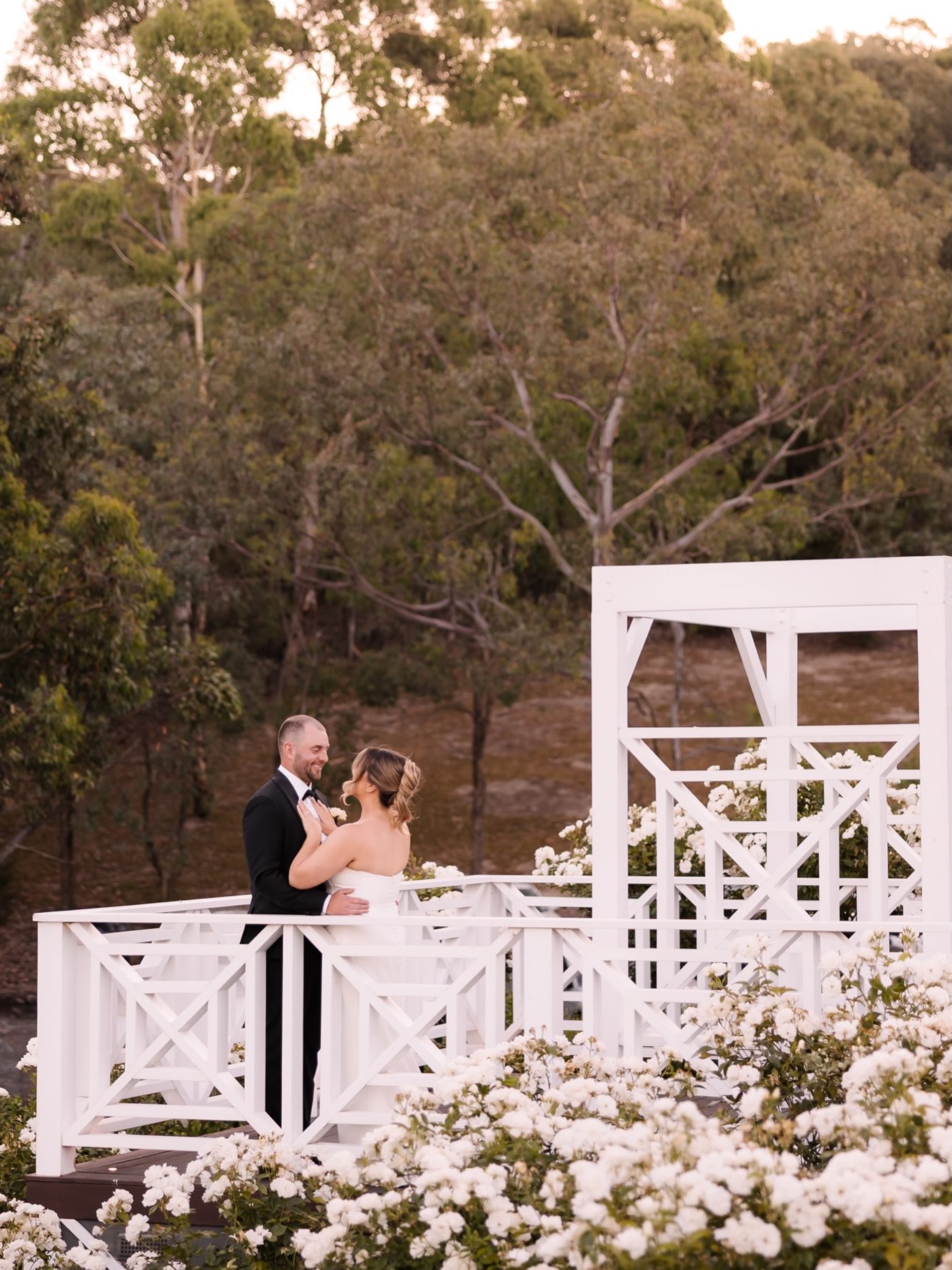 How stunning is a @bramleighestate celebration! Kate & Callum’s day was perfection. The sunshine ☀️ The vibes 🎉 The couple 😍
Love these photos by the boys at @projektcreativewedding.
What a team:
@bramleighestate @makeupbyalexandrah @ahairstylistsecret @heyjack_co @mwlbride
@peterjacksonau @runawaythelabel