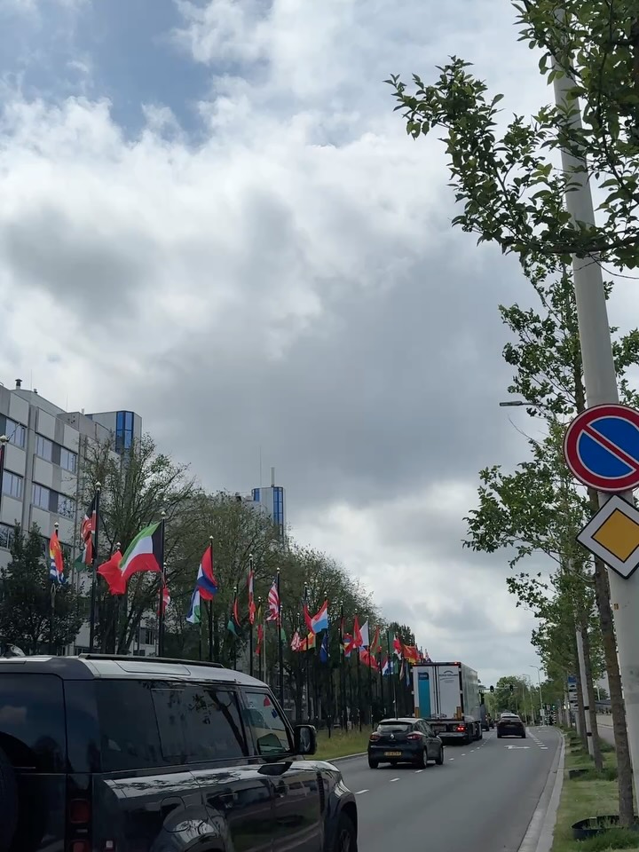 CREN presente en el ICED 2026 en La Haya - Países Bajos 🇳🇱 Holanda.
Amamos trabajar con los trastornos de la conducta alimentaria porque creemos profundamente en la capacidad de las personas para reconstruir su relación con la comida, su cuerpo y consigo mismas. Acompañar a alguien en un proceso tan complejo y transformador me permite ser testigo de cambios que van mucho más allá de la alimentación: se trata de recuperar libertad, bienestar y calidad de vida. 🌟
Nos apasiona brindar apoyo, conocimiento y esperanza a quienes atraviesan estas dificultades. Por ello, mantenernos en constante formación, asistir a congresos y actualizarnos con la evidencia científica más reciente es una responsabilidad fundamental, ya que me nos permite ofrecer una atención ética, especializada y de la más alta calidad a cada persona que confía en nosotros 🙏🏻🙌🏻📚🫶
