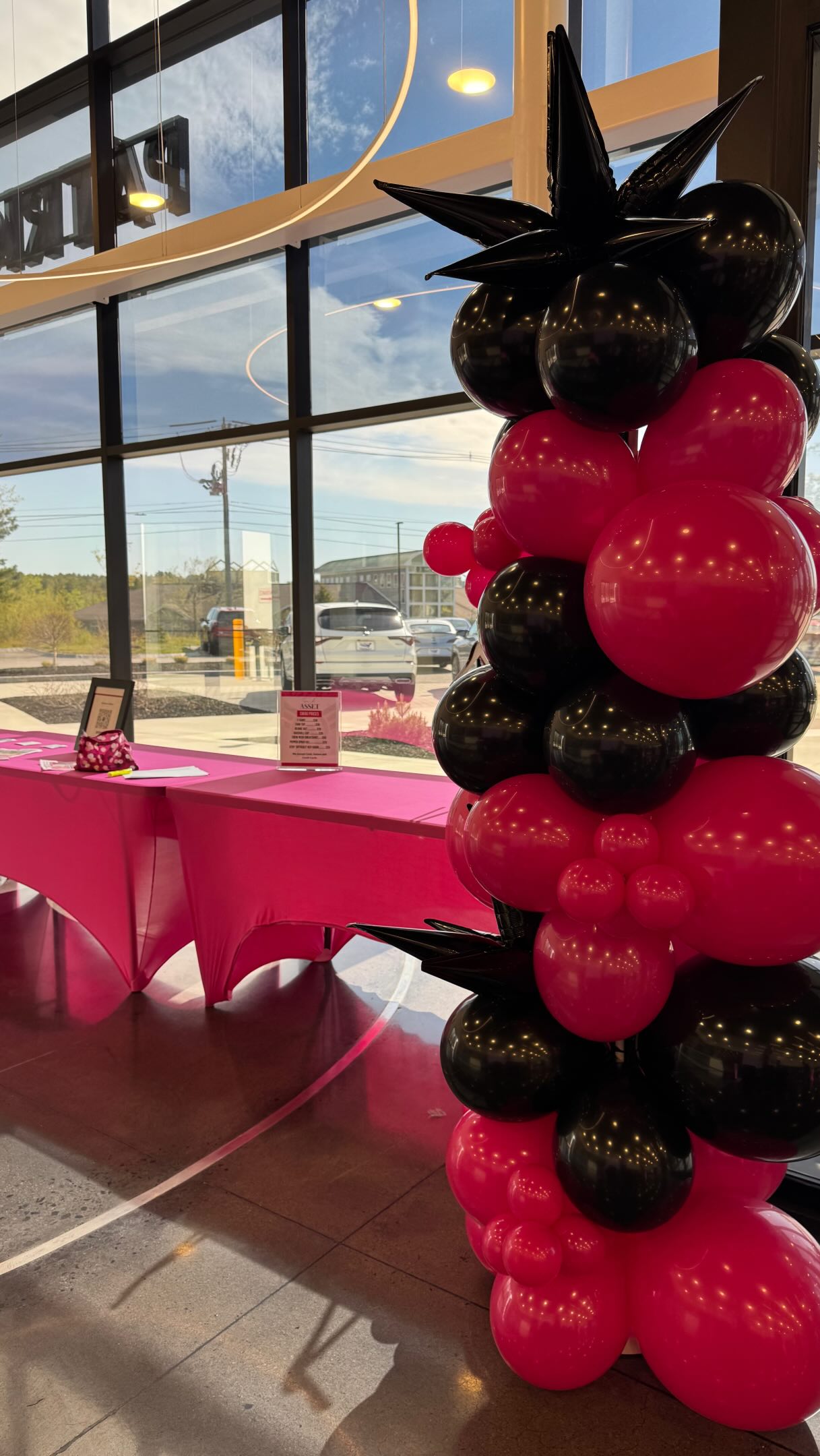 Small businesses supporting small businesses 🤍🎈
Every like, share, comment, referral, and booking makes a bigger impact than you know. Let’s keep cheering each other on and growing together in 2026.
Drop your business below so we can connect and support one another ✨