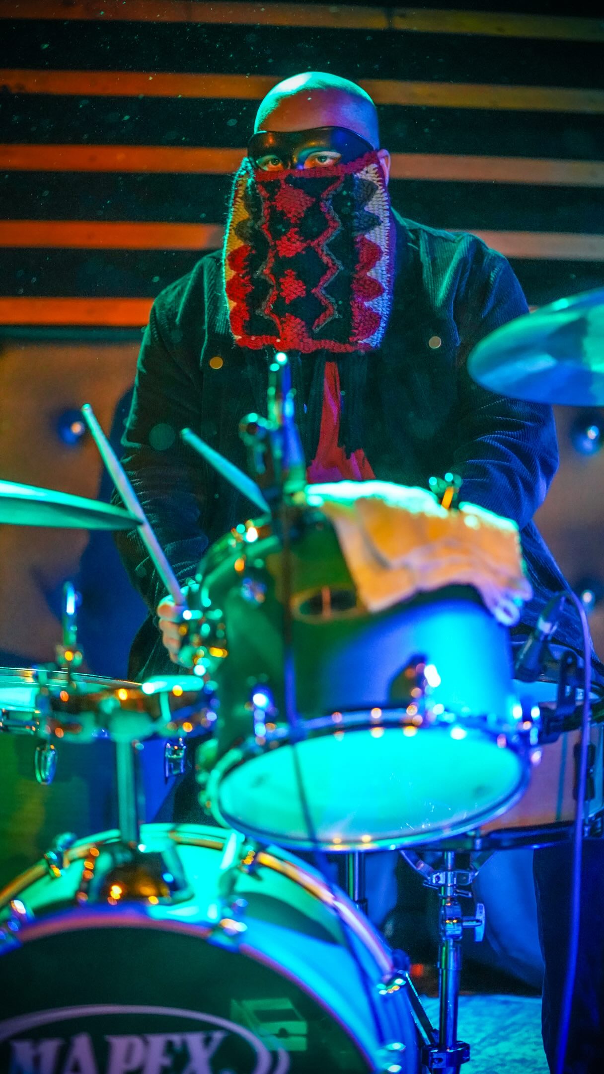 Listen to these transitions! Drums on this Bridge are 🤯
#drummers #statusquo #rockandroll