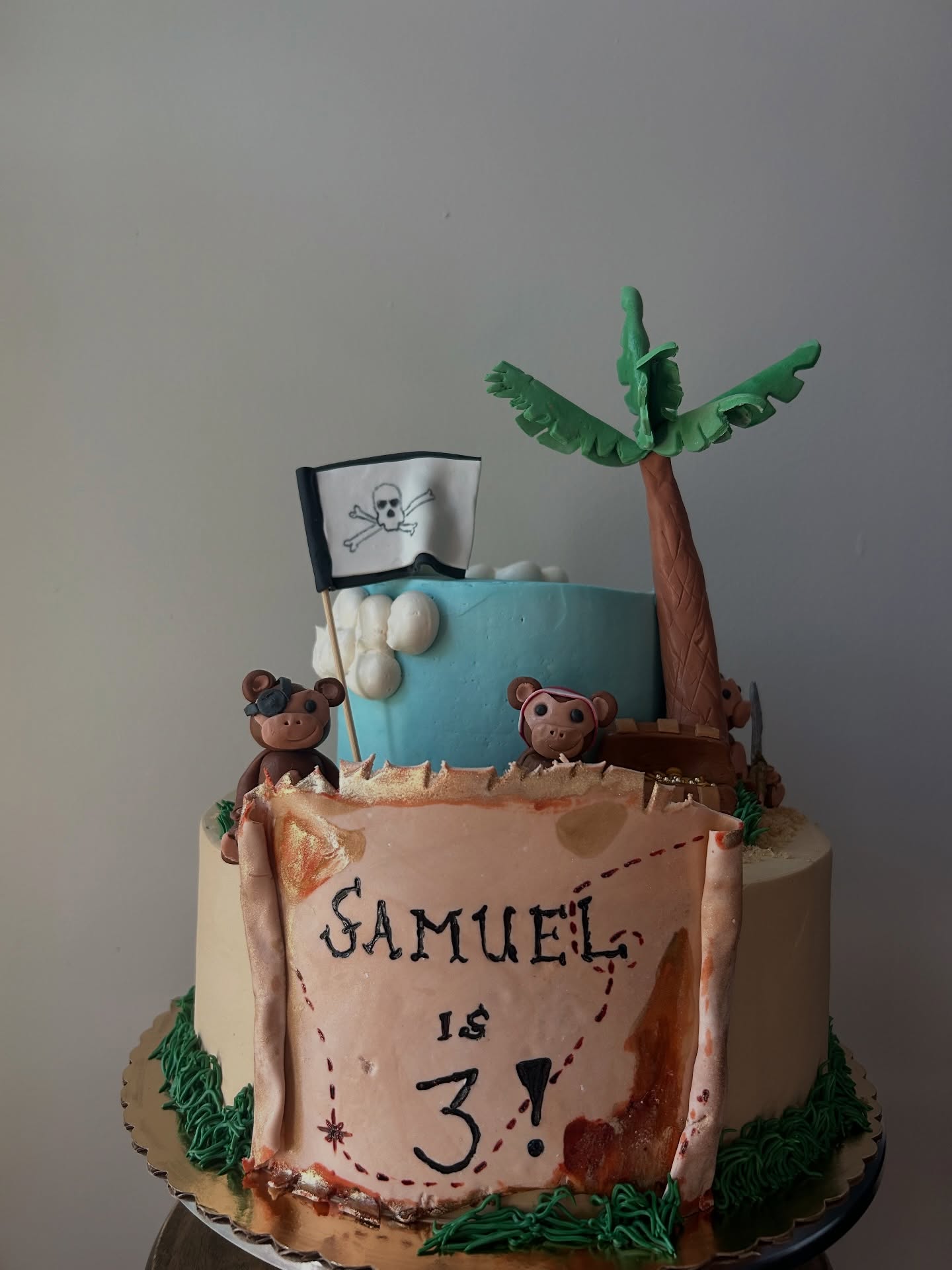 Samuel is 3! Happy 🐒 🏴☠️ birthday!