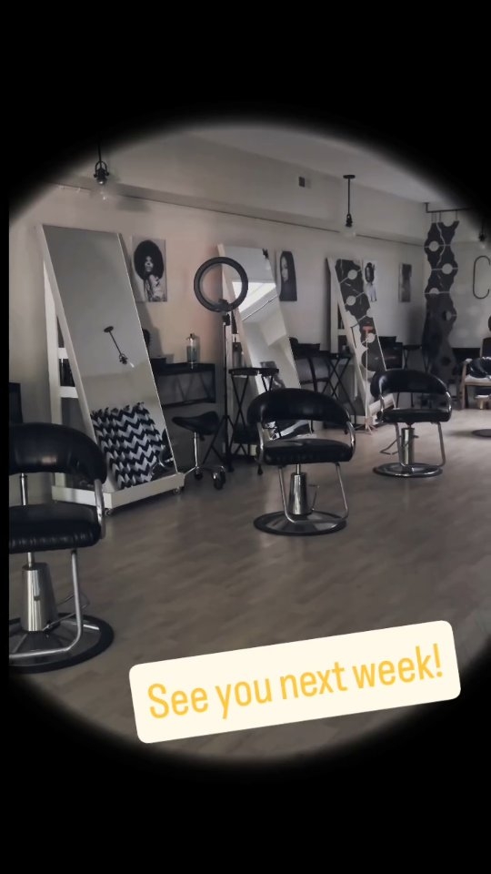 Beginning of the month and my first week back after vacation. Thank you to all our amazing new & established that visited us this week. We are so grateful for your support.
➰
➰
➰
➰
#TeamNatural
#SalonCrie
#salonlife
#CurlyHair
#coilyhair