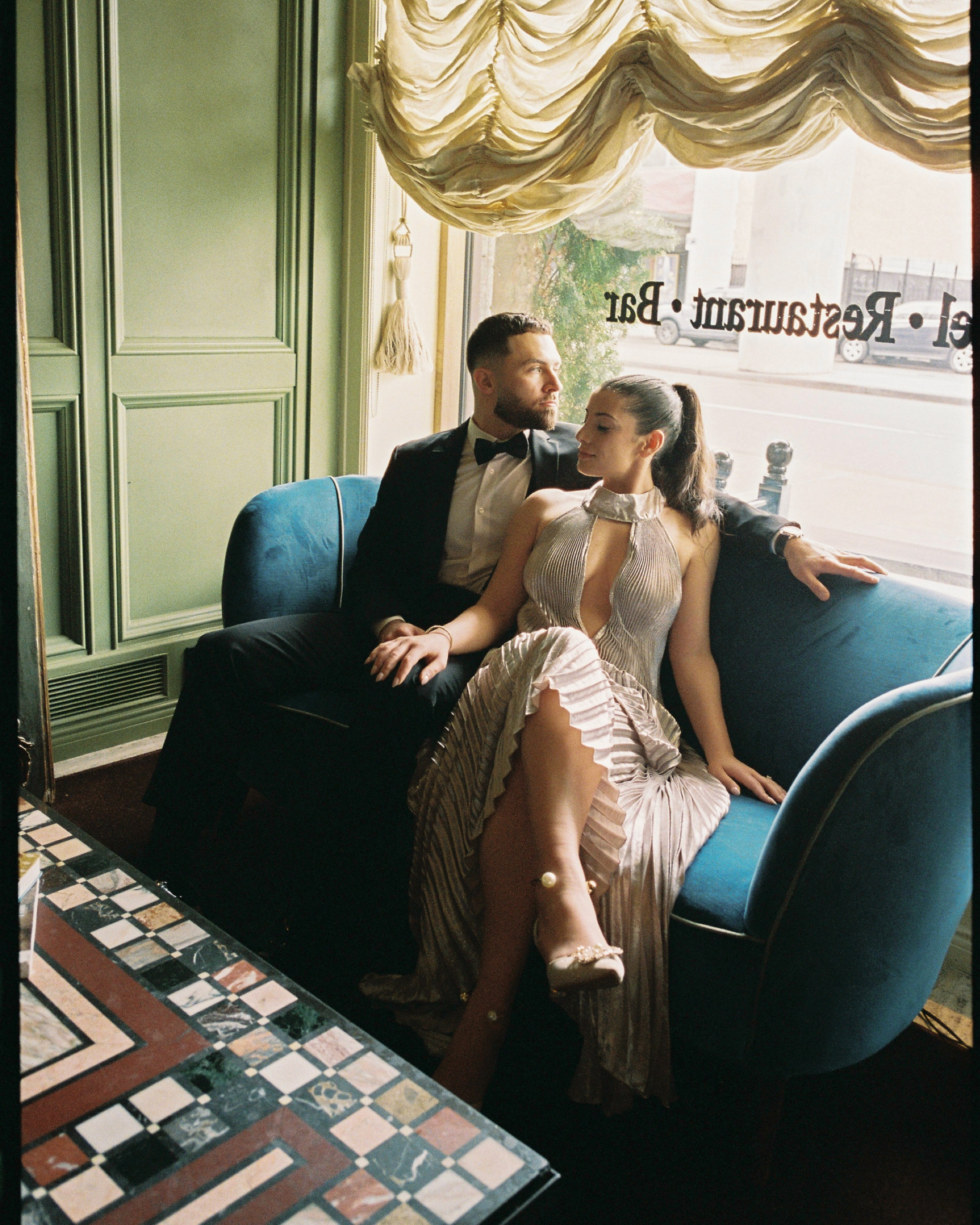 Detroit. Quiet prelude.
#detroitengagementphotos #detroitengagement #detroitengagementphotographer #detroitwedding
Engagement photoshoot at @thesirenhotel Photos featured on our website (link in bio)