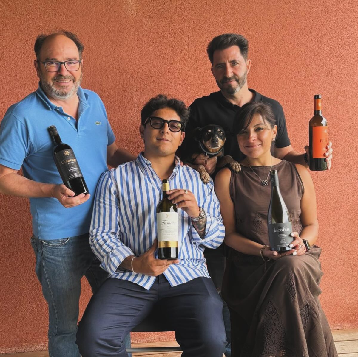Más que una colaboración, una amistad. Más que una amistad, una familia. ❤️🍷
At La Catalana, some partnerships go far beyond wine. They become family.
We want to thank the entire Comenge family, especially Álvaro Comenge and Rafa, a true magician in winemaking, whose passion, talent, and dedication continue to inspire us year after year.
For us, this relationship has never been about business alone. It is built on friendship, trust, shared values, and a love for bringing people together around a great bottle of wine. We are proud to continue serving these extraordinary wines at La Catalana with the same passion and love that the Comenge family puts into every bottle.
In our opinion, Bodegas Comenge represents the very best of Ribera del Duero. Their wines have become the most requested and best selling wines at La Catalana, and for good reason: elegance, authenticity, and a commitment to excellence that is second to none.
We are honored to share these wines with our guests and tell the story behind every glass a story of family, tradition, hard work, and friendship.
La Catalana and the Bodegas Comenge forever. Most importantly, the Roselló and Comenge families for life. ❤️🍷
Salud y gracias por tantos años de amistad, confianza y grandes recuerdos juntos.
#LaCatalana #BodegasComenge #RiberaDelDuero #SpanishWine #winefamilyforever