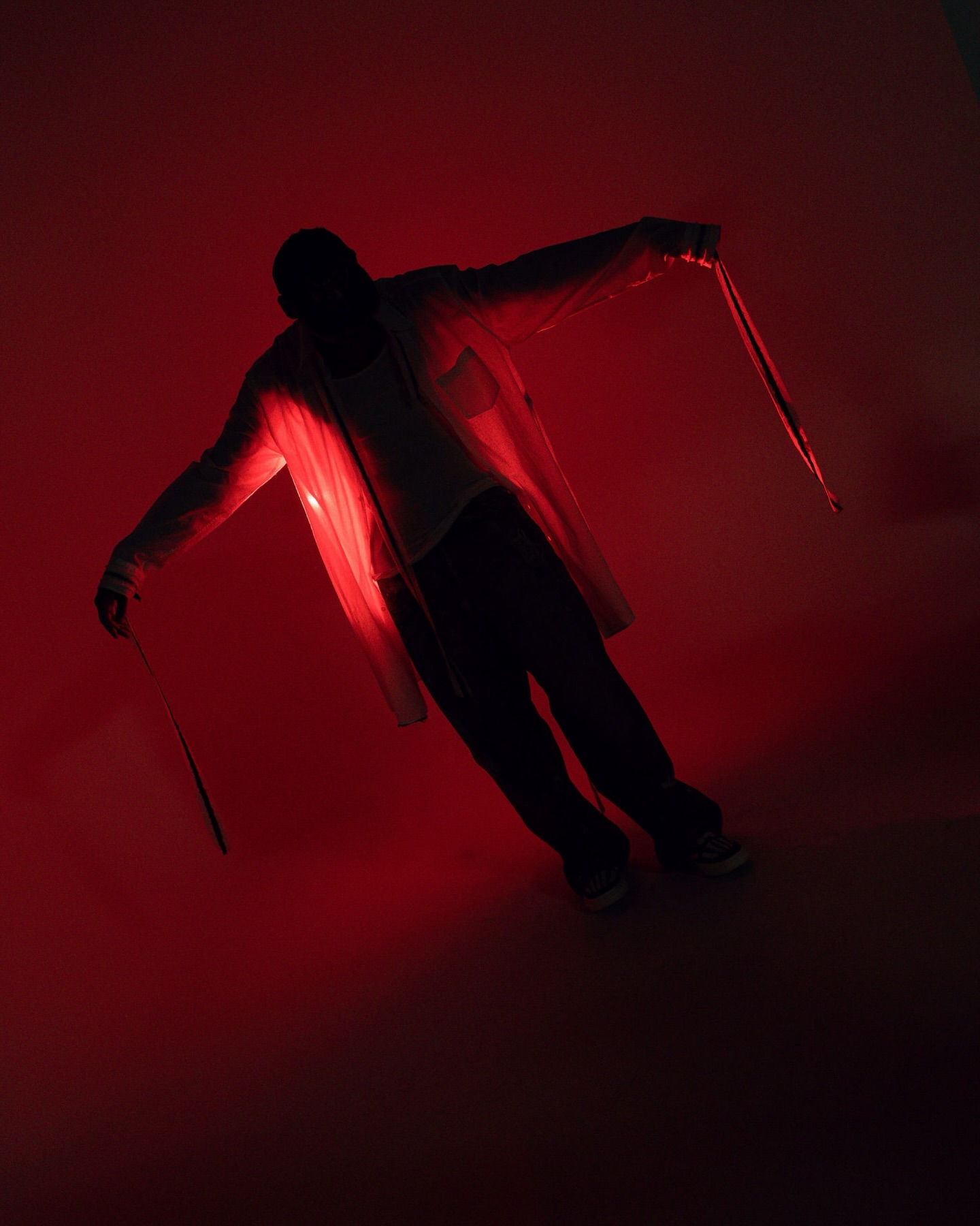 We turned off the lights, made things weird, and called it education. ✨
Our first Light Lab was full of gels, shadows, smoke, creative risks, and a whole lot of photographers saying, “Wait... do that again.”
Thank you to everyone who came to play, experiment, and create with us. Seeing photographers learn from each other is my favorite kind of magic.
Same time next time? 👀
#LightLab #TheStoryRoom #EmpoweredPhoto #PhotographyCommunity
