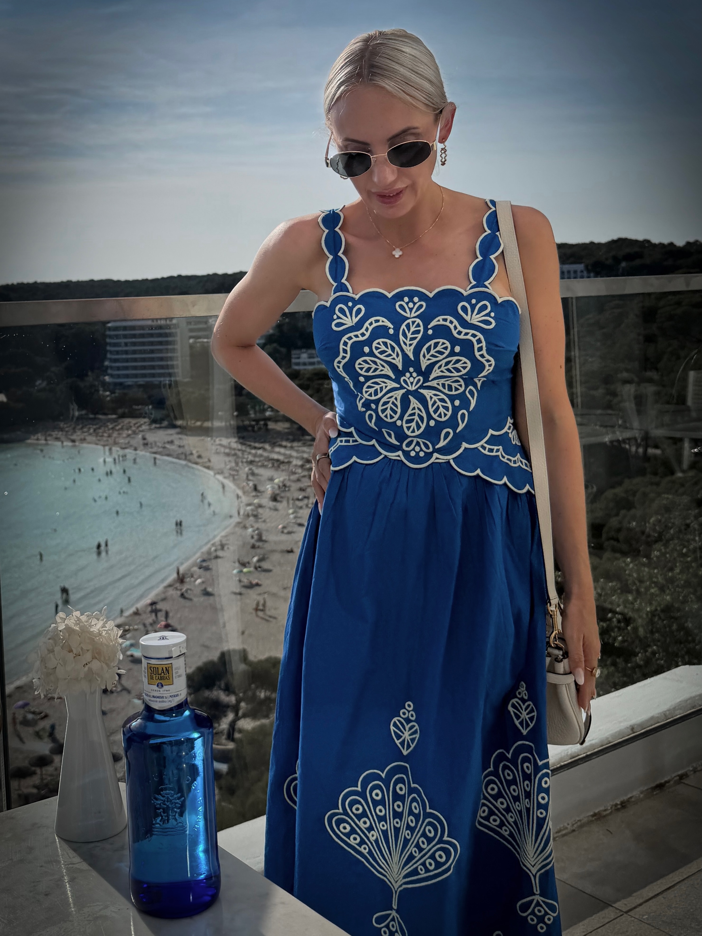 Mediterranean blues and cotton dresses 💙
Some pieces instantly belong on holiday, and this Monsoon dress was one of them.
The intricate embroidery, the vibrant cobalt blue and the lightweight cotton made it perfect for long lunches overlooking the sea, sunset strolls and warm evenings when you want to feel polished without trying too hard.
Comfortable enough for exploring, beautiful enough for dinner, and exactly the sort of piece that earns a permanent place in your suitcase.
📍 Menorca 🇪🇸
*gifted @monsoon @ldncommunications
#holidaystyle #vacationstyle #slowfashionstyle