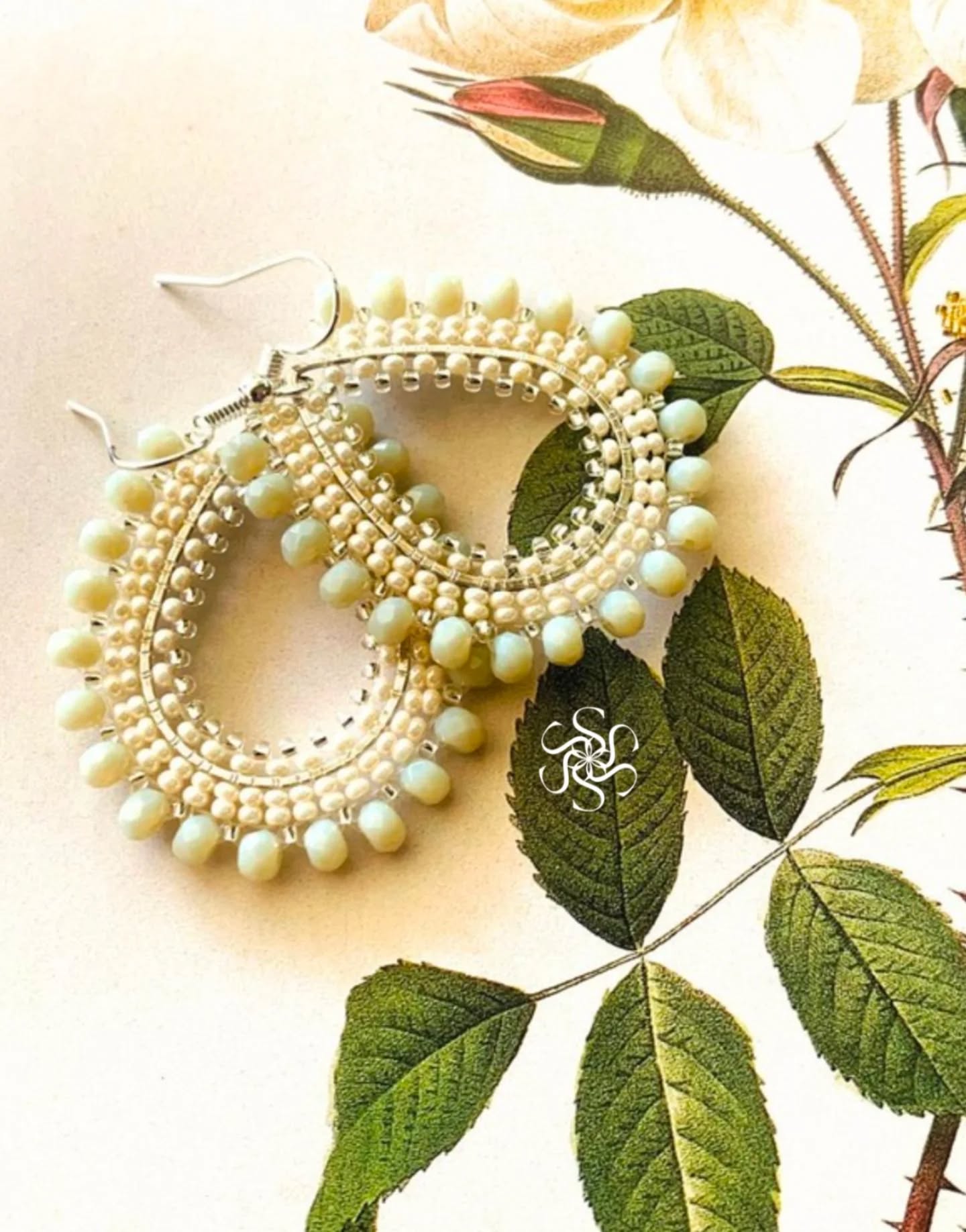 Our new earring collection is in-store now. All our gorgeous pieces are hand beaded on gold plate. See them in-store or online or message us for further details.
Supporting independent makers and sustainable livelihoods, this jewellery collection offers meaningful pieces designed to be worn and treasured. Each piece reflects ethical sourcing, traditional craftsmanship and contemporary style. Find handcrafted jewellery at our independent lifestyle store in the Cotswolds, known for design-led independent shopping and curated collections.
#beadedjewellery #glassbeadedjewellery