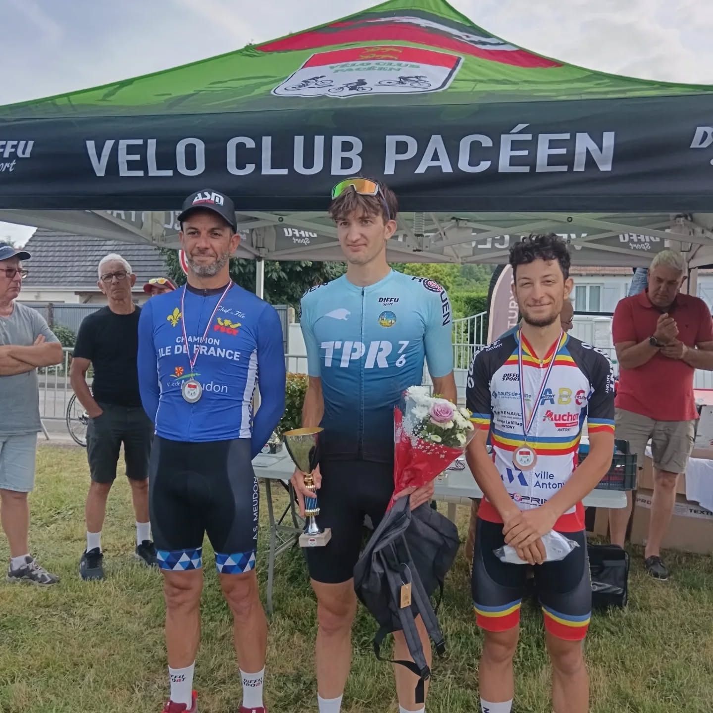 #ABCopen&access 🟦🟨🟥
Retour sur la course FSGT â Fains dans l'Eure.
4 coureurs de l'ABC au départ. Patrick, Pierre Louis, Joachim et Louis.
🥉 Joachim Kanji Nanji en 1ère catégorie
🥉 Louis Schuller en 2ème catégorie