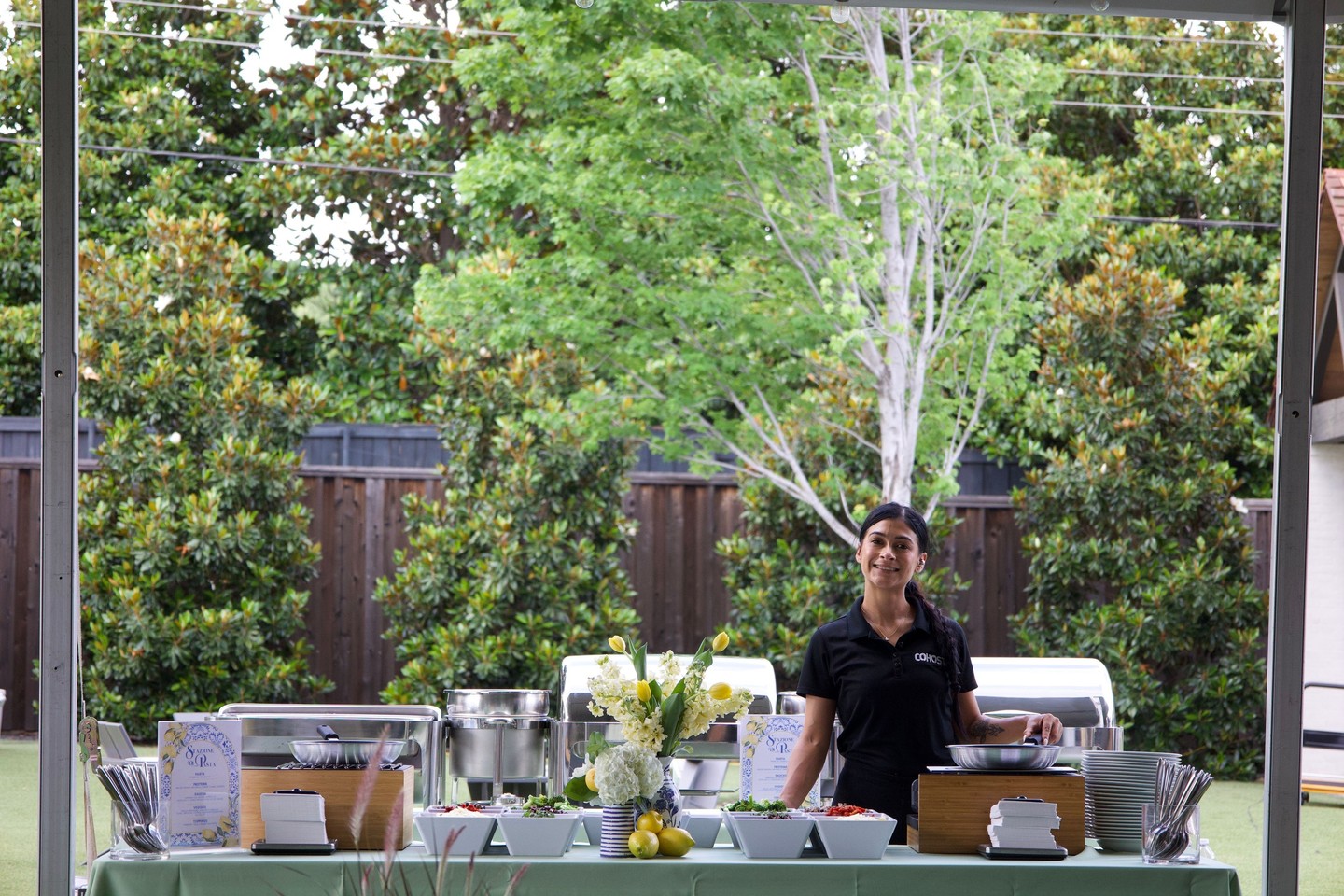 Nothing cans stop us from offering great service...not even the Texas heat ☀️
#dallascatering #cateringservice #eventcatering #dallasevents #dfw #summerevent