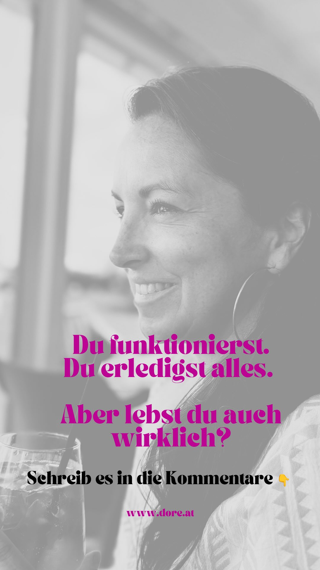Du funktionierst. Du erledigst alles. Aber lebst du auch wirklich?
Funktionieren ist kein Leben. Es ist ein Schutz.
Und irgendwann wird der Schutz zur Gefängniswand.
Wenn du das kennst – teile diesen Post.
Vielleicht braucht ihn jemand in deinem Leben gerade.
Ich bin Fiorina – Mentaltrainerin & Psychosoziale Beraterin & Krisenbegleiterin
Folge mir für mehr davon. 🤍
#funktionieren #burnoutprävention #fiorinadore #mentalhealth #innerearbeit