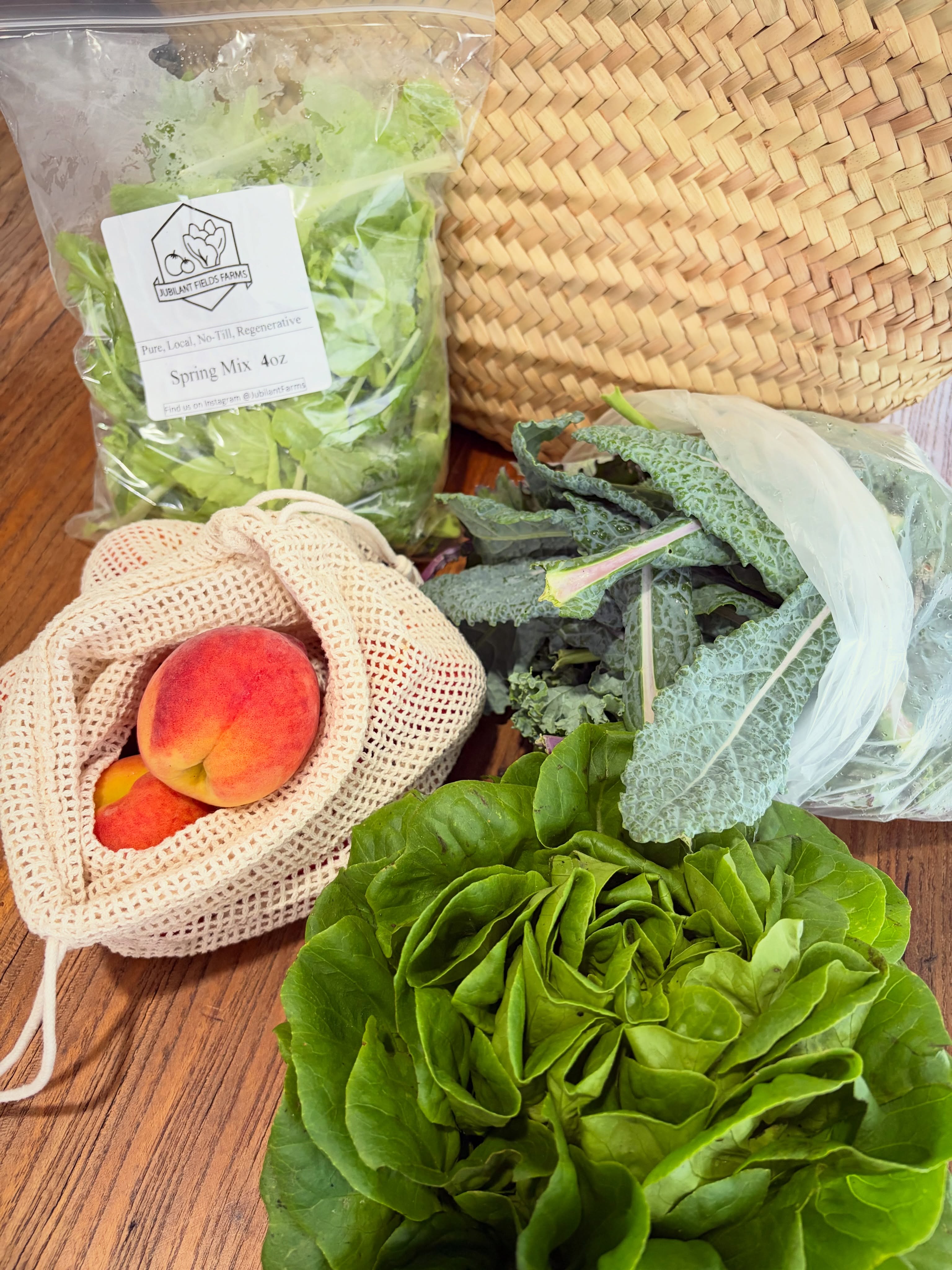 Today’s farmers market finds :)
Took advantage of a June morning in Texas that wasn’t already 100 degrees and picked up these goodies!
@goodlocalmarkets
#famersmarket #localproduce #eatlocal #farmtotable #nutrition