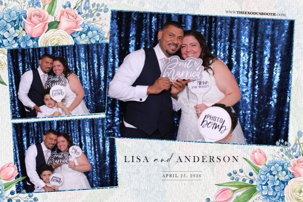 💙 #weddinginspiration #theexodusbooth #bostonphotobooth #wedding #weddingpghotobooth