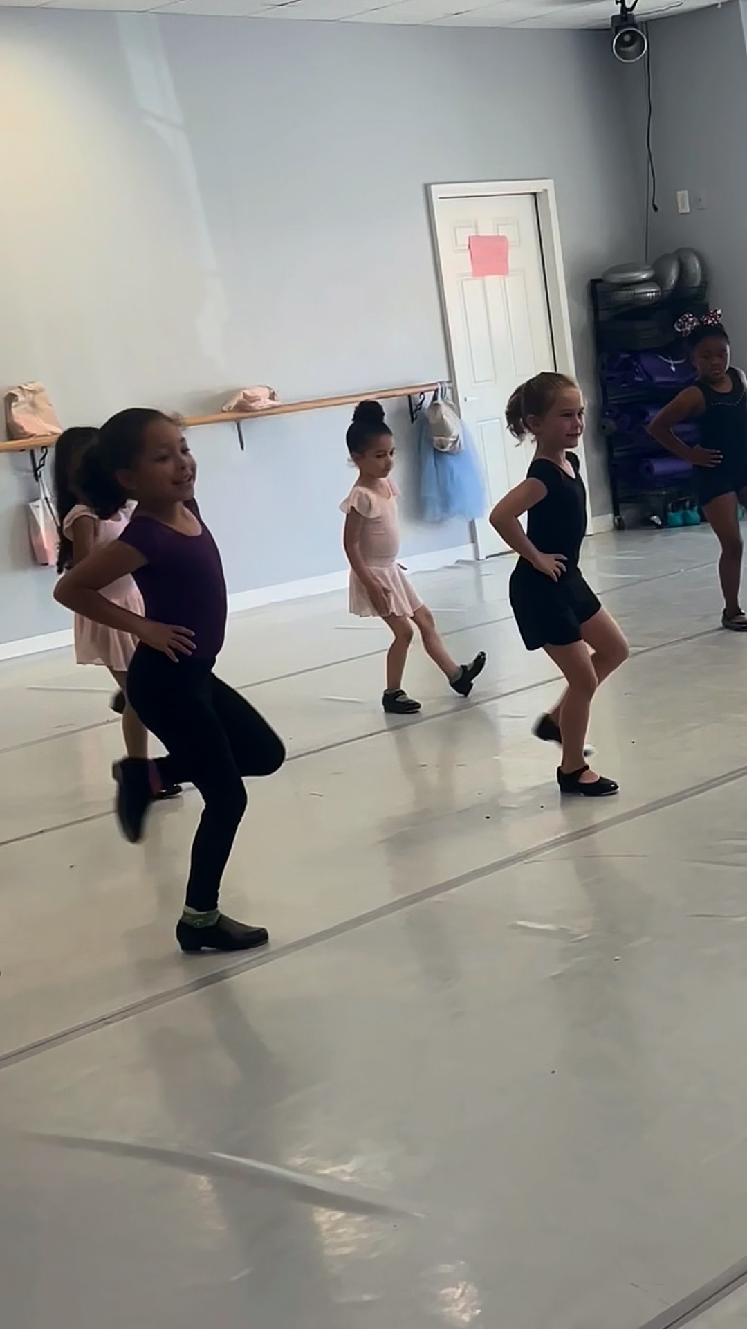 Watch our minis rock the stage today!!#SZN15 #dancersofinstagram #ViralDance #coreconditioning #DanceWithDaliana #dancetechnique #NCDanceStudio #ReelsOfInstagram #DanceTraining #DancerReel #StudioEvents #dance #TrendingNow #dancers #youngdancers