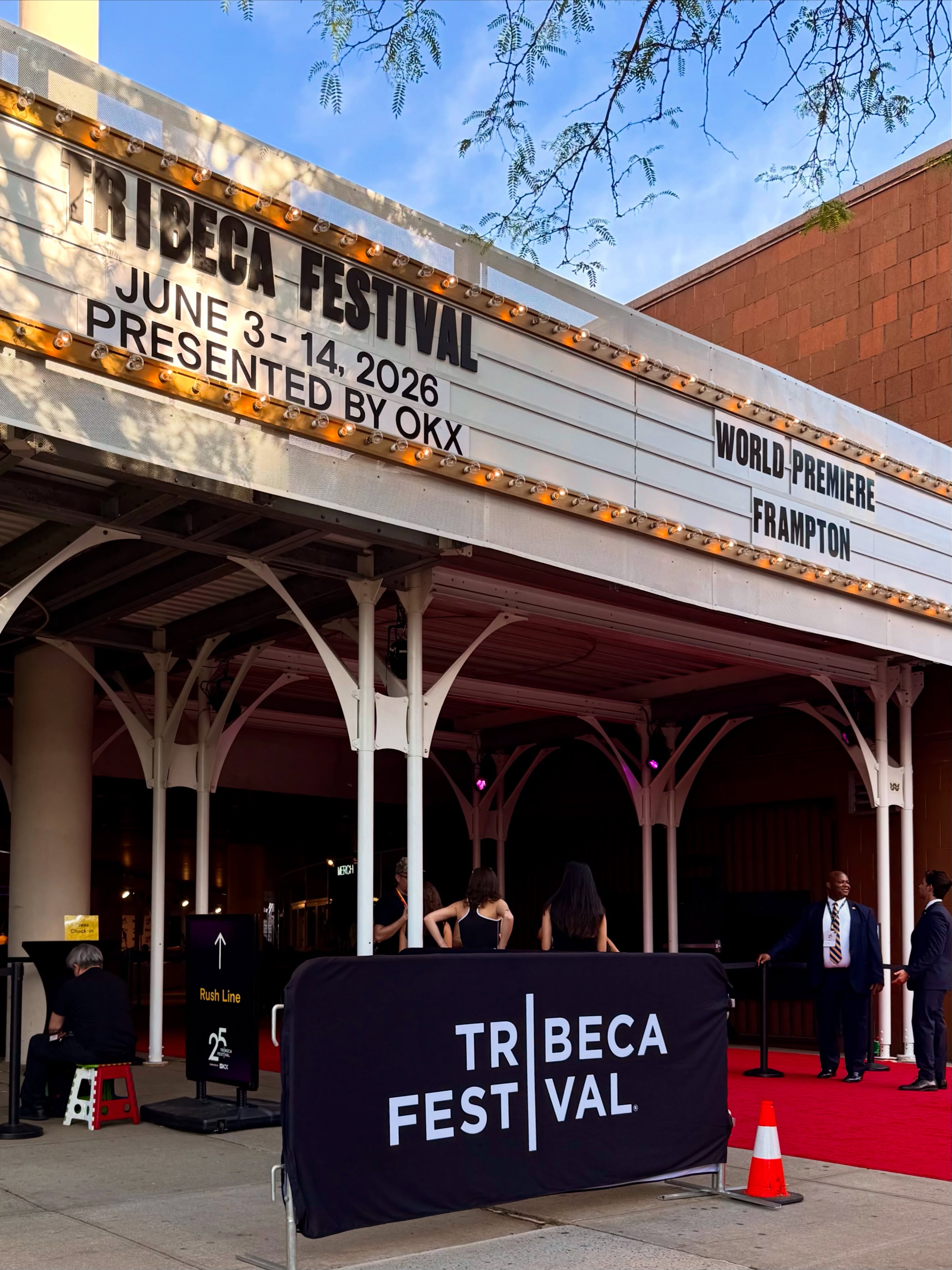 A reminder that Urban Umbrella is so much more than scaffolding. 🎬🎥We’re proud to frame the red-carpeted entrance to the @tribeca festival’s OKX Theater for the fourth year in a row !
#urbanumbrella #tribecafilmfestival #tribeca25th #scaffolding #tribecafestival