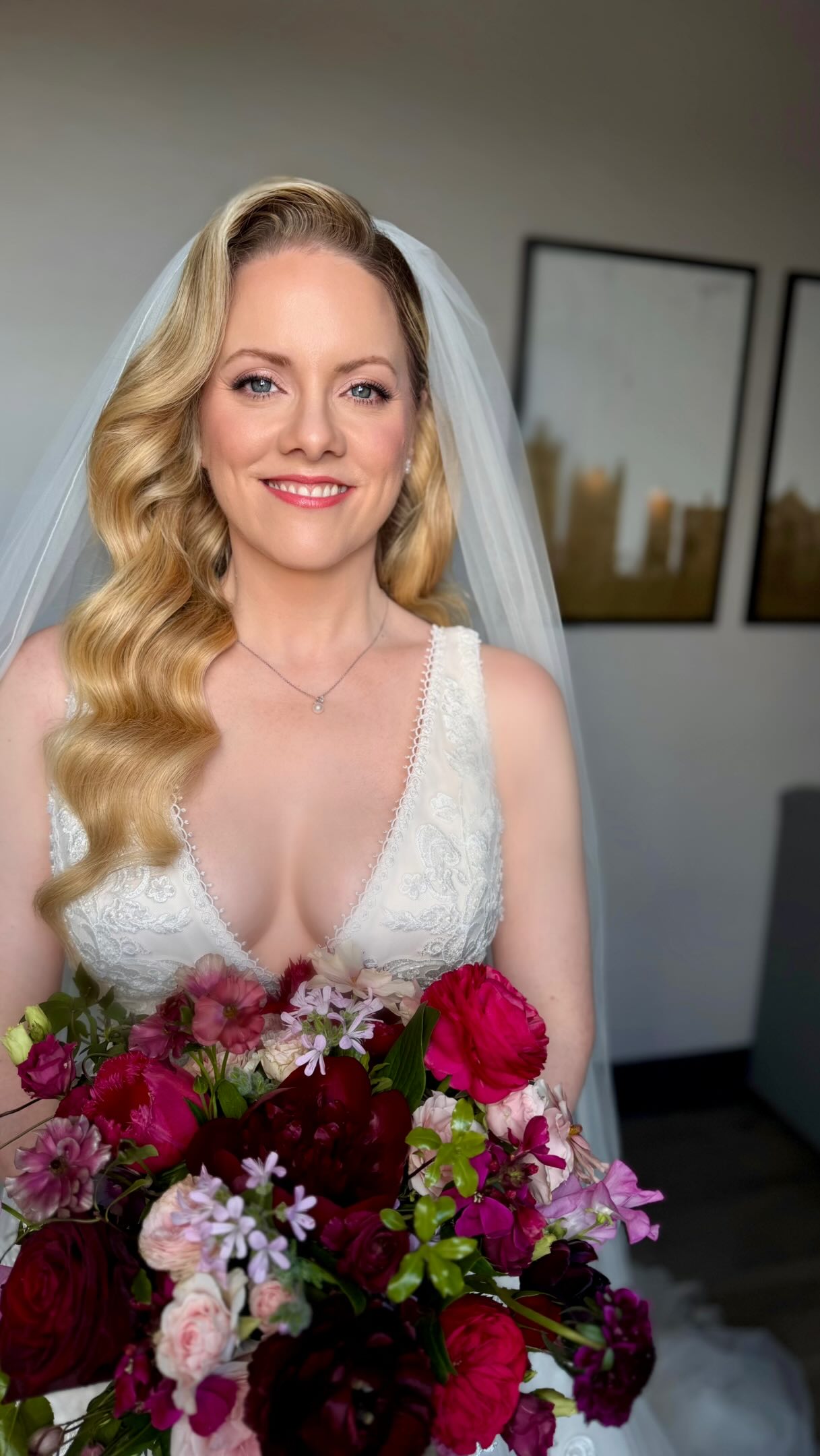 My beautiful and incredibly kind bride, wanted to feel like a princess on her wedding day — and judging by her reaction, I think we achieved exactly that!
From the moment we met at the bridal trial, I knew it was going to be such a special journey. I loved meeting your wonderful family during the trials, and by the wedding day it honestly felt like we’d known each other for years.
You looked absolutely stunning, Natasha. Glamorous waves, enhanced with beautiful extensions by @cliphairtrade, were the perfect finishing touch for your elegant Cambridge wedding @thefellowshouse
I feel so lucky to be chosen by brides like you and to be trusted with such an important part of their special day. Thank you for allowing me to be a part of your wedding memories — it was an absolute pleasure. 🤍
#CambridgeWedding #TheFellowsHouse #HollywoodWaves #BridalHairAndMakeup #LuxuryBride