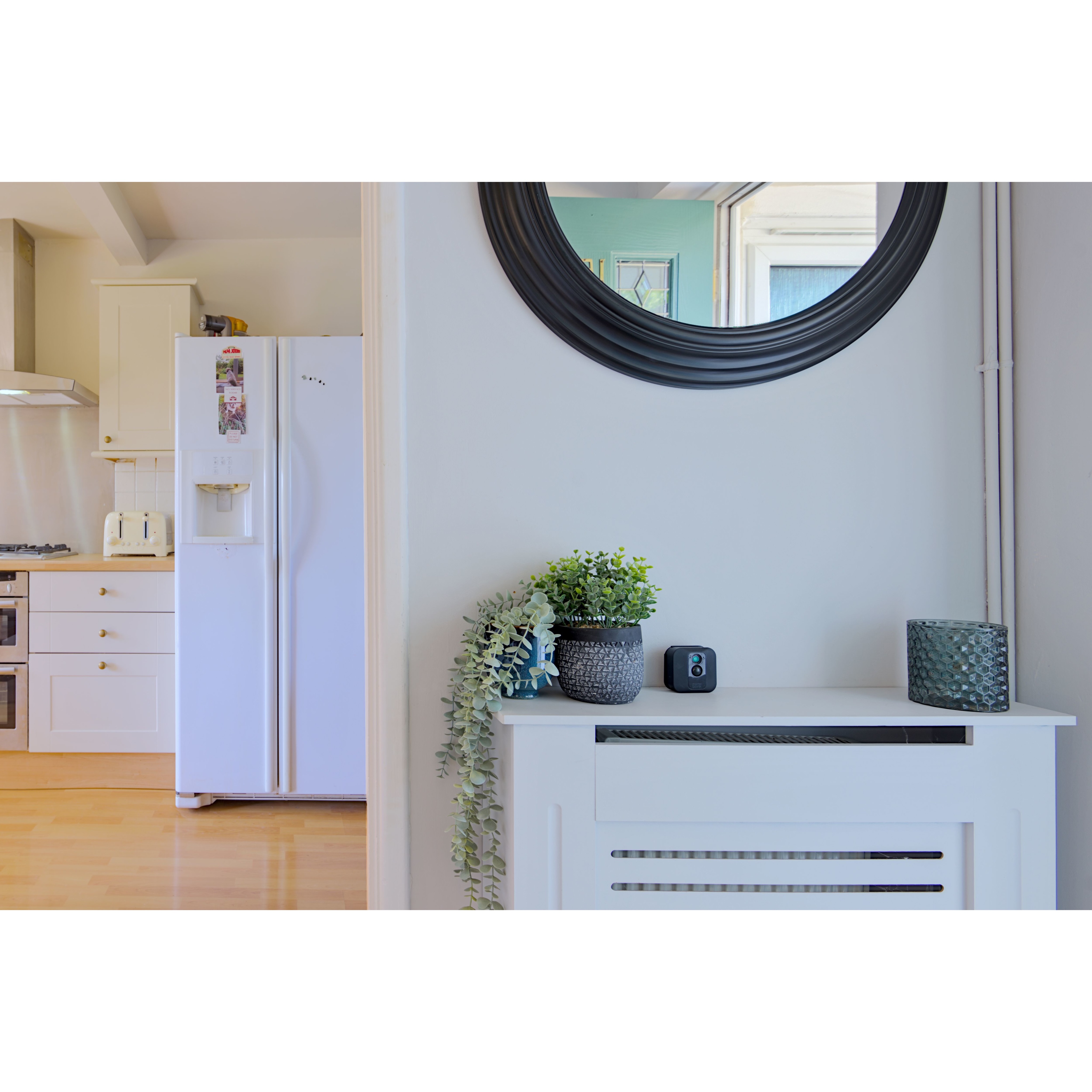 📸 I love finding these little views on shoots.
I treat everyone home the same, I want everything to look its best - whether it is a 1 bed flat or 6 bed mansion.
Your home deserves the best marketing 🥰
#propertyphotography #propertymarketing #hertfordshire #eyefordetail #smallbusiness