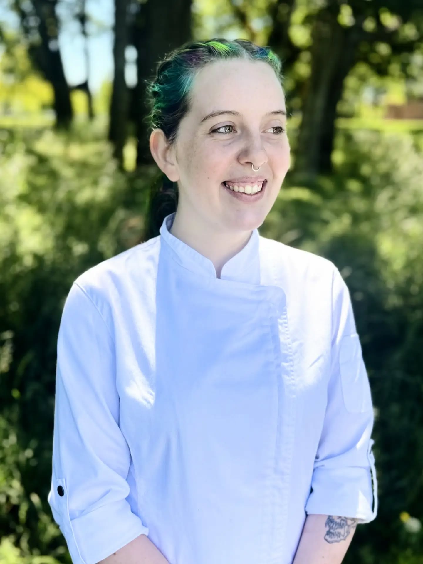 Hi I'm Savannah!
Culinary student, private chef, and the founder of Petal & Sage.
My goal is simple: Create thoughtful meals that help people enjoy food again, especially those navigating dietary restrictions, allergies, and nutritional needs.
This page will be a little bit of everything I have to offer
Food, day to day life, business building, and the journey of turning this dream into a reality.
Thank you for being here! 🌸🍀