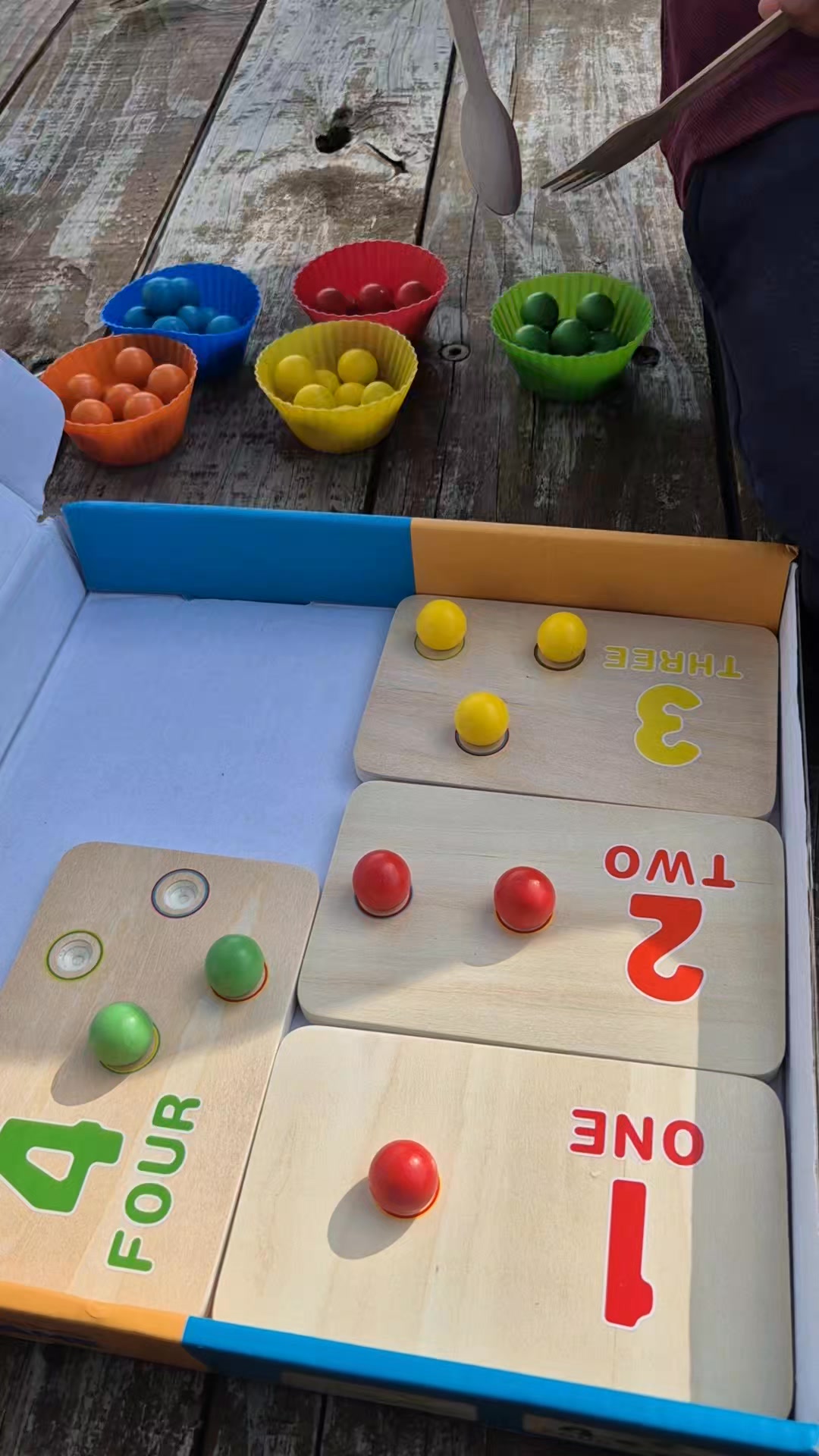 This activity focused on developing important foundational skills through play and movement āØ
Using a wooden spoon and fork, the child practised scooping, transferring and carefully placing balls onto the board. While it may look simple, this activity challenged a wide range of skills including:
ā
Bilateral coordination
ā
Crossing the midline
ā
Hand-eye coordination
ā
Visual tracking
ā
Motor planning
ā
Upper body coordination
ā
Grading force and control
ā
Wrist stability and shoulder strength
ā
Attention and concentration
The child needed to control the movement and placement of the balls with precision, helping develop coordination and stability required for more complex functional tasks. From an OT perspective, activities like this help prepare children for everyday skills such as using cutlery, managing classroom tasks, dressing, handwriting and participating in self-care activities.
Play-based activities like this allow children to build functional independence in a fun, engaging and meaningful way š
#OccupationalTherapy #PaediatricOT #BilateralCoordination #CrossingMidline #HandEyeCoordination #MotorPlanning #FineMotorSkills #GrossMotorSkills #ChildDevelopment #TherapyThroughPlay #NDISOT #TherapeakPerformance
