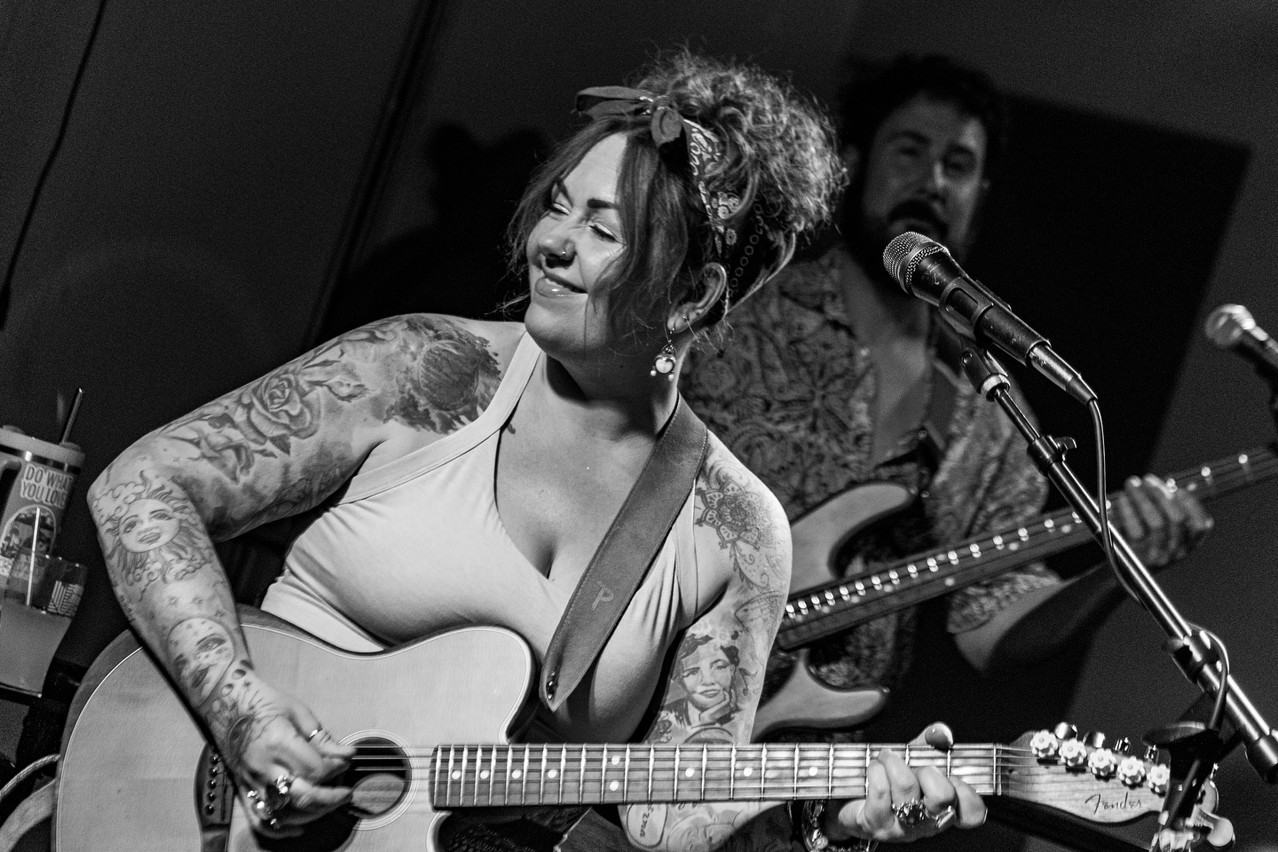 HUGE thanks to @caviar_grits and @rozlyn.music for rocking the Barrel Room last night, can’t wait to have them back!
Today at 3PM we have a pop up pottery event presented by @clayschoolithaca ! No registration required! Come on out!
📸 @tdonovanphoto
#caviarandgrits #rozlynmusic #livemusic