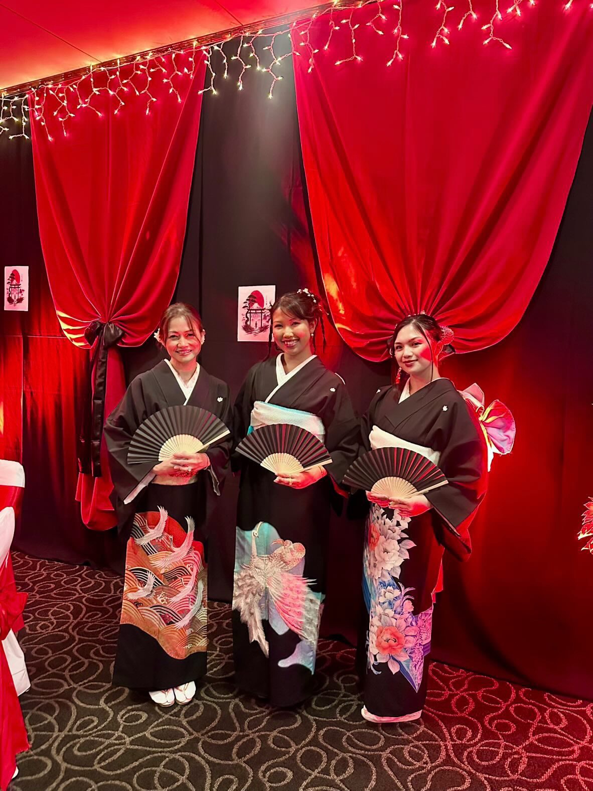 For a samurai-themed party, they wanted to wear a black tomesode in a cool and stylish way!
And she absolutely nailed it !!
cool, beautiful, and stunning!
✨ They looked amazing! ✨
テーマがサムライのパーティーへ
かっこよく黒留袖を着たいというご要望!
かっこいい!可愛い!素敵でした!
#kimono #kanagawa #samurai