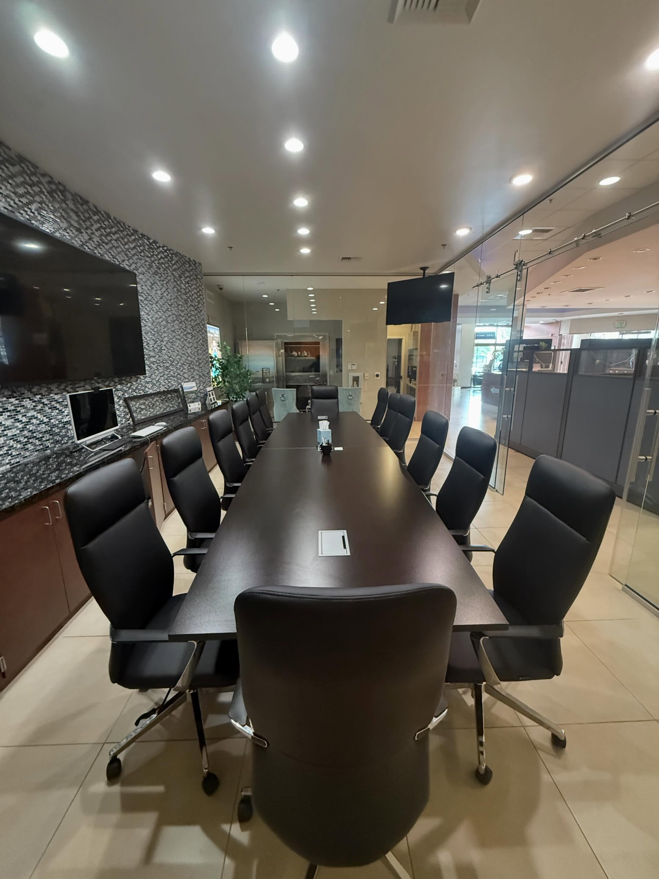 The Dolce high-back chair with chrome accents—perfect for any conference space that means business.
#OfficeDesign #ConferenceRoom #OfficeFurniture #CorporateSpaces