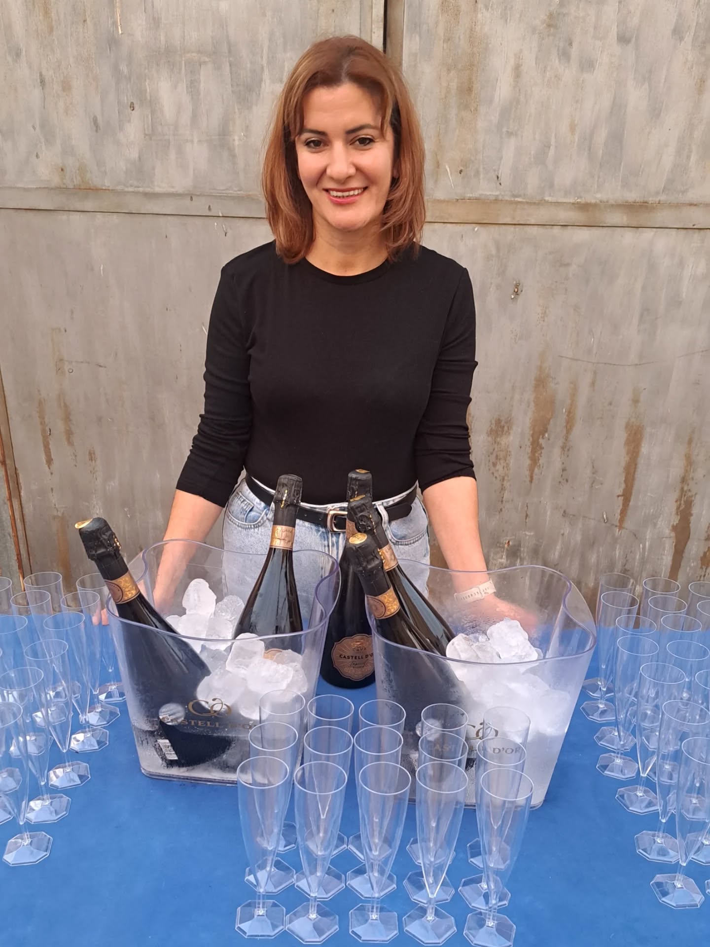 🥂 I també hem d'agrair la col·laboració de la @coopvilarodona , @castelldorcava_vi i el @forntous per la gentilesa d'oferir-nos una copa de cava i la coca de sucre més bona!
🥳 Amb la seva aportació, després de cada concert allarguem la vetllada als peus de la joia de Jujol: l'església del Sagrat Cor de Vistabella. Moltes gràcies!
Un cicle que és possible amb el suport de la @dipta_cat i @icec.cat
@marcguerris @ajlasecuita @visit_vistabella @esglesiatgn @govtarragona @cultura_cat #primaveramusicalvistabella