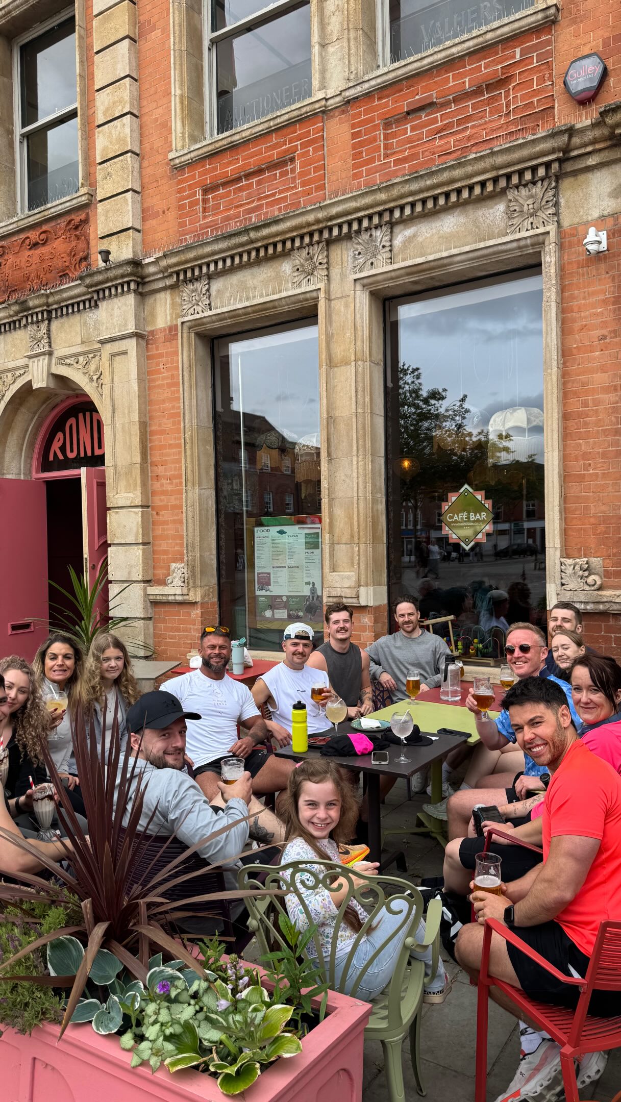 🔥 What a day it’s been
Another HYROX simulation in the bag! 💪🏃♂️🏃♀️
Amazing energy and effort from everyone today
A huge thank you to all who came, supported, and gave it a go ❤️👏
At 180, our mission stays the same: serving the people of Retford, helping people get healthier, fitter, stronger, and achieve results!!
HYROX Training and sims is an extension of what we do, helping people get race-ready 🏃♂️🔥, offering a chance to come together 🤝, and see first hand an improvement on fitness. We accommodate all fitness levels - whether you want to race or use it as a challenge!
It’s not for everyone, and that’s okay 😊, but it’s an amazing way to test your limits and see what you’re capable of 🚀🔥
👀 Keep an eye out for some exciting news tomorrow…
#180Fitness #HYROX #Retford #FitnessCommunity #StrongerTogether 💙🔥💪