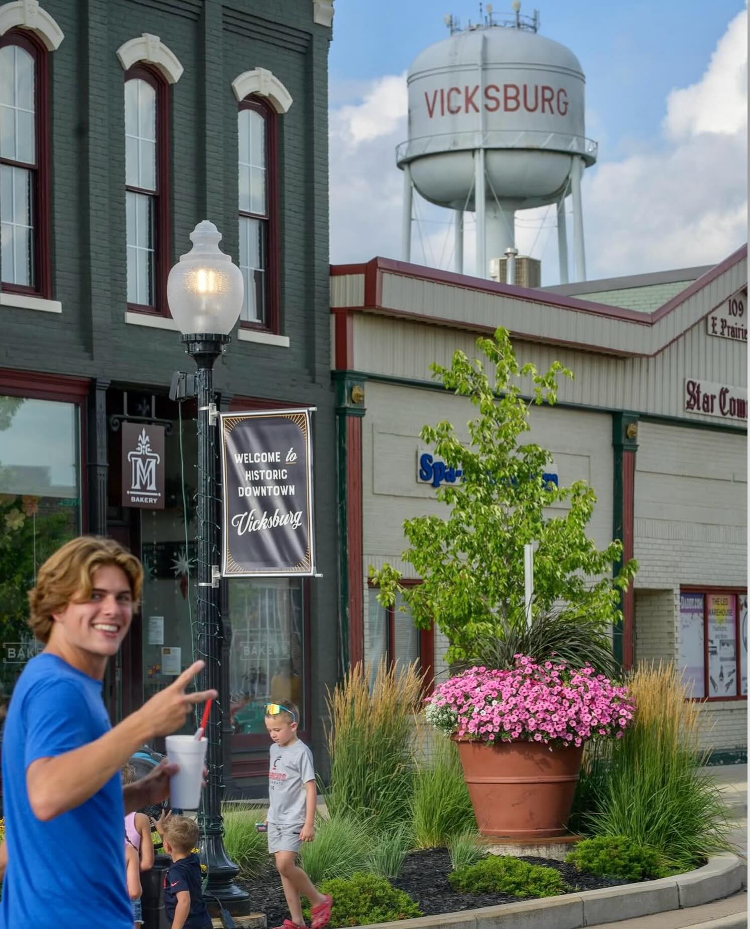 With the first ‘Burg Days of Summer of the season arriving alongside the 45th Annual Vicksburg Old Car Festival, there’s plenty of excitement brewing downtown! 🚗
We’ll be open until 7p every Wednesday during ‘Burg Days, with fresh treats ready for an evening of community, music, and summer fun. 🍪
Whether you’re a familiar face or visiting us for the first time, we hope you’ll stop by and spend some time downtown with us. ☀️
#lovetheburg #mackenziesbakery #yourlocalbakery #vicksburgmi #bakedfreshdaily