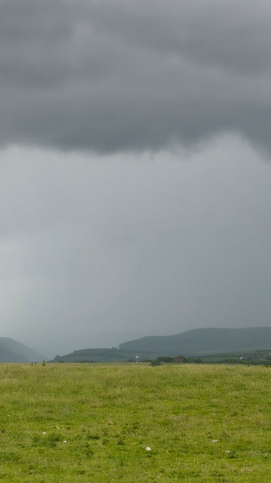 That was unexpected! The storm slowly passed us by, but now the fells are taking a hit. Of course, I was mid-task and had to shut everything down when I jumped after hearing a huge thunderclap. Thunder and lightning - very frightening. ⚡🌩️⛈️