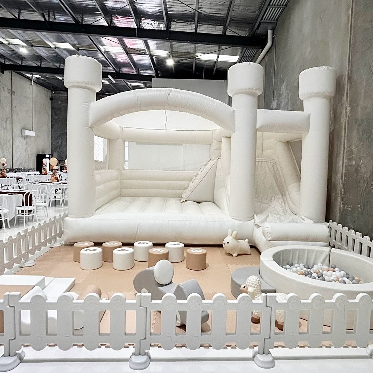 Supreme Sunny Side Up Package ๐คโจ
Styled in a beautiful beige theme for this wonderful celebration ๐ค
Venue: @blossomeventspace
๐ Servicing Melbourne & Victoria wide
๐ผ www.sunnyplayevents.com.au
๐ผ Customisable Packages
