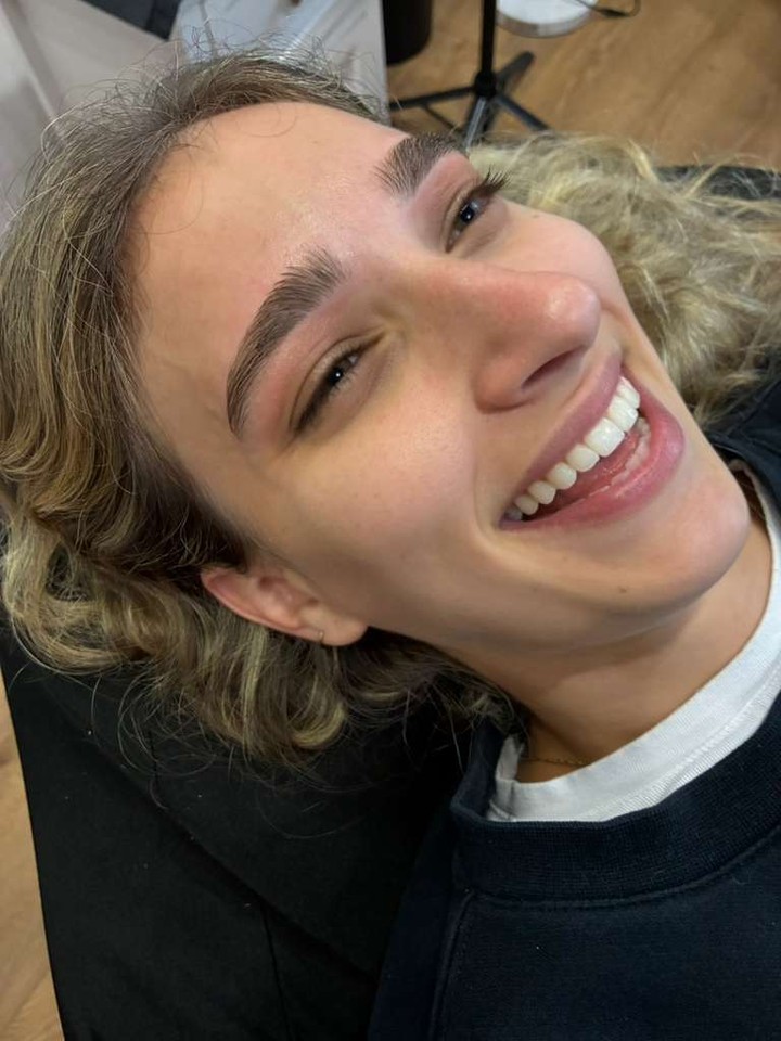 ✨ BROW WAX & SHAPING: What a difference clean, shaped brows make! 😍
We tidied up all stray hairs, defined her natural arch, and created that perfect, polished shape that frames her face beautifully. It’s amazing how much cleaner, brighter, and more lifted your whole look becomes instantly!
✅ Clean, sharp lines
✅ Perfectly tailored to your face shape
✅ Instant glow‑up with zero effort
✅ Looks amazing with or without makeup
Simple, quick, and such a powerful change. This is why brow wax & shaping is one of our most loved services! 🤍
📍 LC Lash & Brow Bar
📩 DM or click the link in bio to book your appointment your perfect brows are waiting!
🌐https://www.lclashandbrowbar.com/
📱 678-260-4491
📍 Roswell, GA
#BrowTransformation #BrowWaxAndShaping #PerfectBrows #LCLashAndBrowBar #BrowGoals #BrowGameStrong