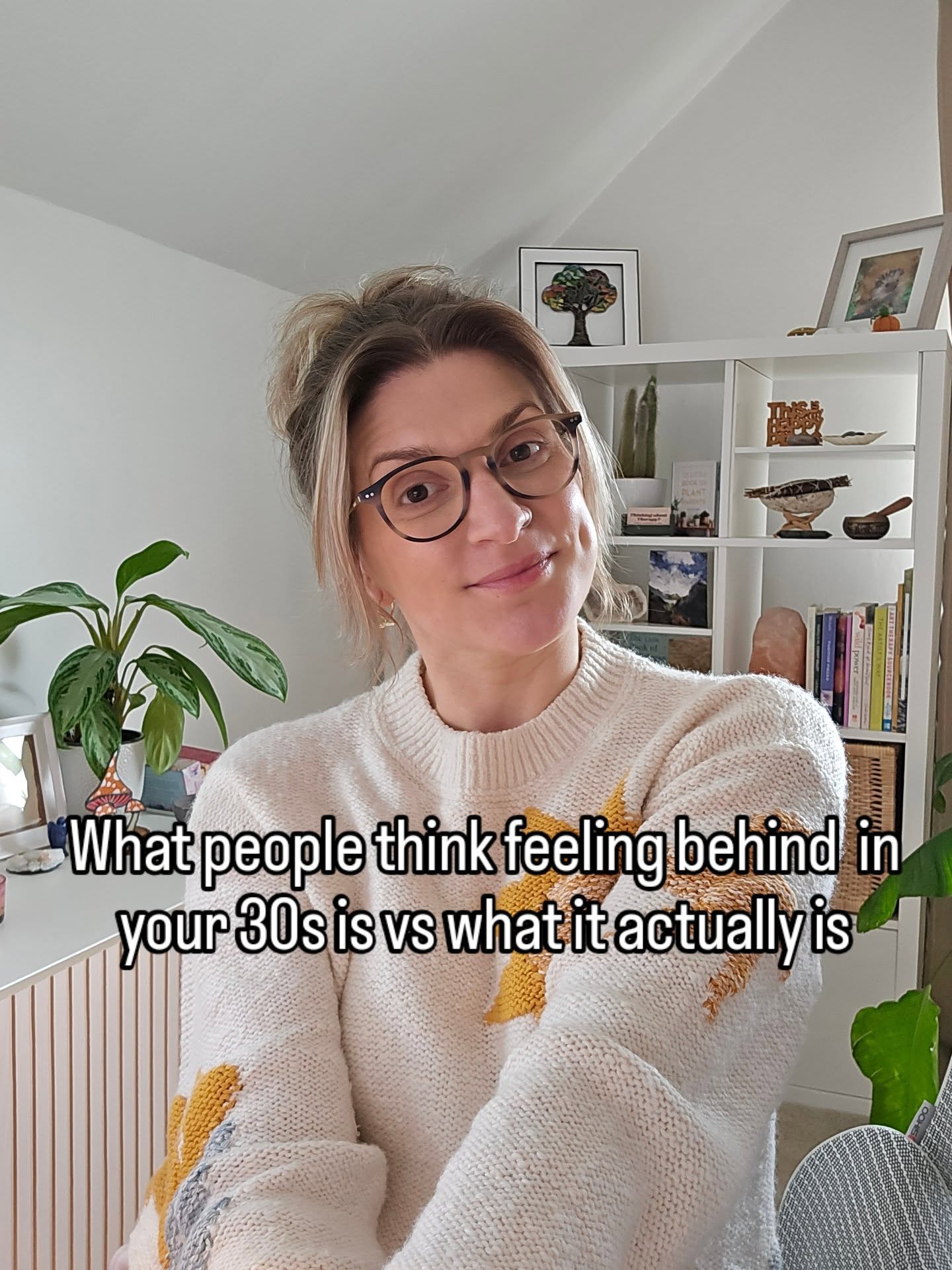 🧠 It's not what you think it is
Feeling behind in your 30s doesn't look like sitting around feeling sorry for yourself.
It looks like being a highly functioning, capable woman who can't order from a menu without second-guessing herself.
Who's spent so long doing the right thing & keeping everyone else happy that she has no idea what SHE actually wants.
Who lies awake doing timeline maths she knows isn't helping but still can't stop.
It might feel like jealousy but its actually grief.
And the pressure you feel is what happens when fertility, relationships, career and the mortgage you haven't got yet all feel due at the same time and everyone around you seems to have it all sorted.
If this landed for you, save it for the next time someone tells you you're being dramatic.
And if you want to talk, there's a free 20-min intro call in my bio 🫶