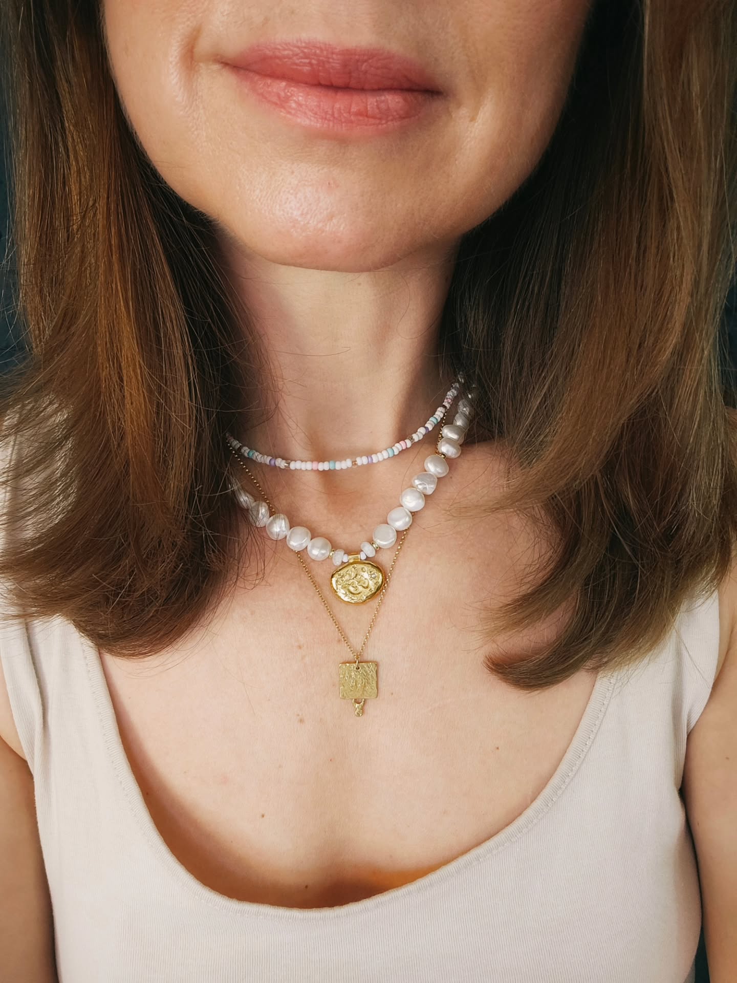 My Rune Necklaces can be layered or work alone, baroque shaped pearls add beautiful texture which can be framed with seed beads or simple chains ✨️
Which one's your favourite?
#WorcesterJeweller #HandmadeJewelleryUK #spiritualartistry #CrystalJewellery