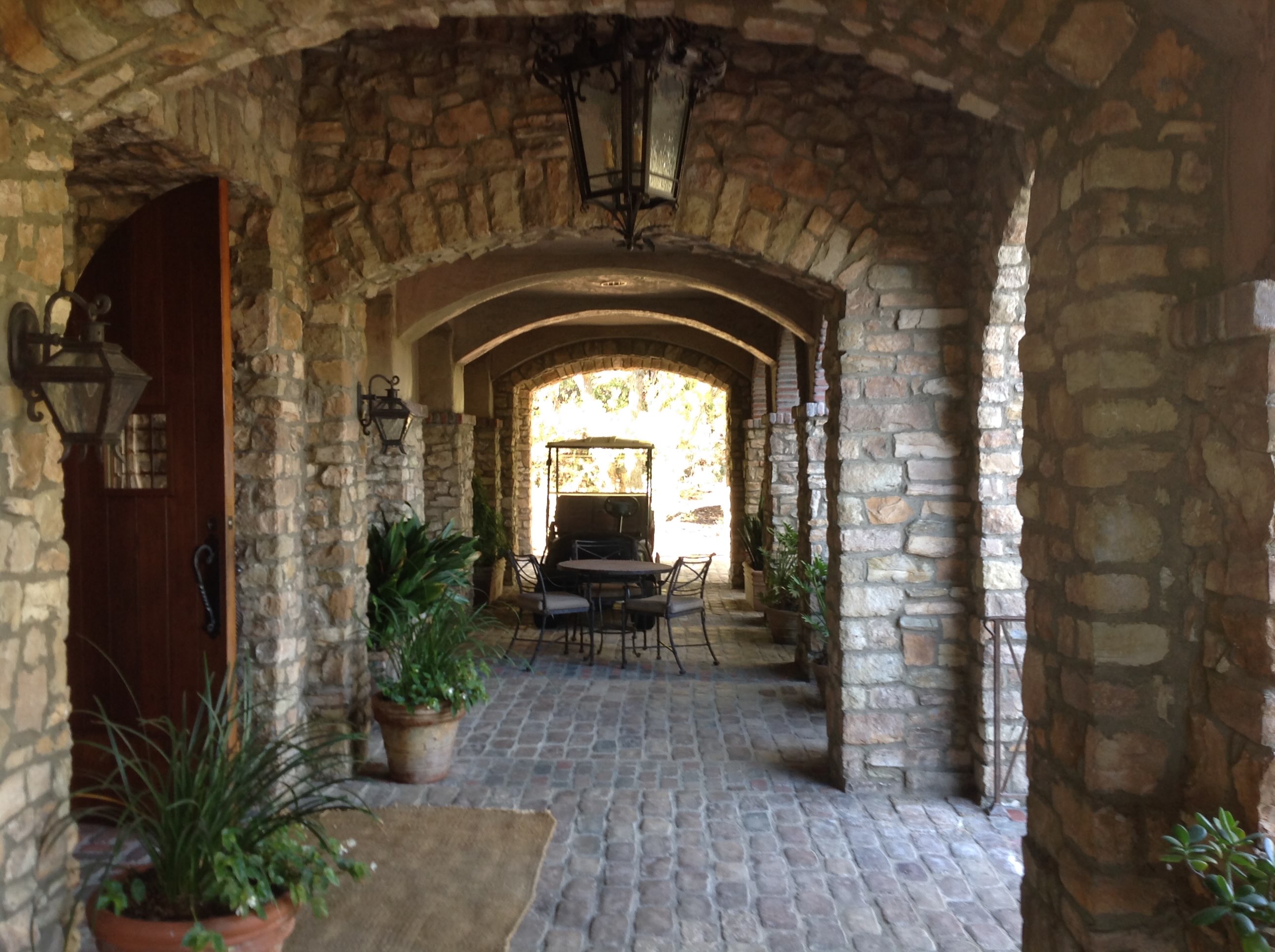 Multi Blend Stone Veneers
High Quality Natural Stone Cladding
Our Multi Blend Stone Veneers feature a stunning blend of natural colours and textures that work beautifully on garden walls, raised planters, and feature landscaping projects. The varied tones create depth and character, making them the perfect choice for adding a premium natural stone finish to any outdoor space.
📍 Want to use Multi Blend Stone Veneers on your next project?
🌐 www.zclad.co.uk
📞 01869 220 050
#stoneveneers #gardendesign #outdoorliving #landscaping #naturalstone