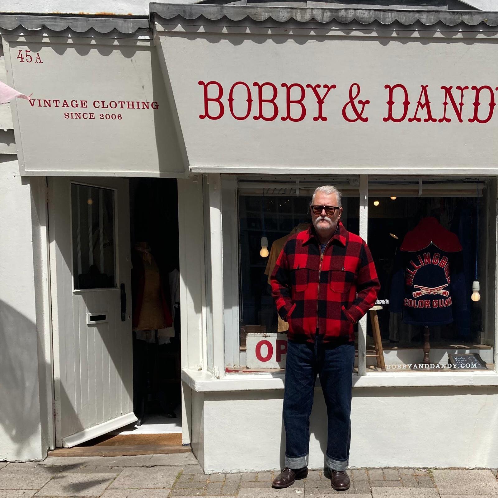 When another vintage dealer buys from your shop, you know the piece is good!
@andycroucher52 looking sharp outside Bobby & Dandy in his new 1960s L.L. Bean Mackinaw jacket. Made in the USA and staying right here in the vintage community. ✌🏻
We have a fresh selection of original 1950s & 1960s Mackinaws available online right now. Check out our webstore at bobbyanddandy.co.uk to find yours.
#vintagedealer #vintagecommunity #vintageworkwear #mackinawjacket #outdoorvintage