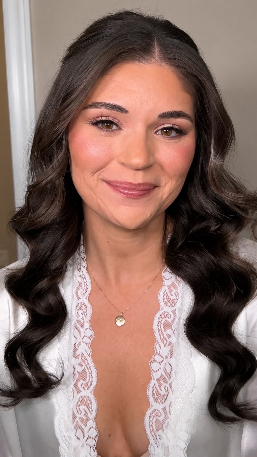 … congratulations Marta! 💍
HAIR & MAKEUP BY BB
@bridalbykayla
@ashtondoner
.
.
.
#beyoutifulbrides #niagaraweddings #bridalmakeup #bridalhair #weddingday