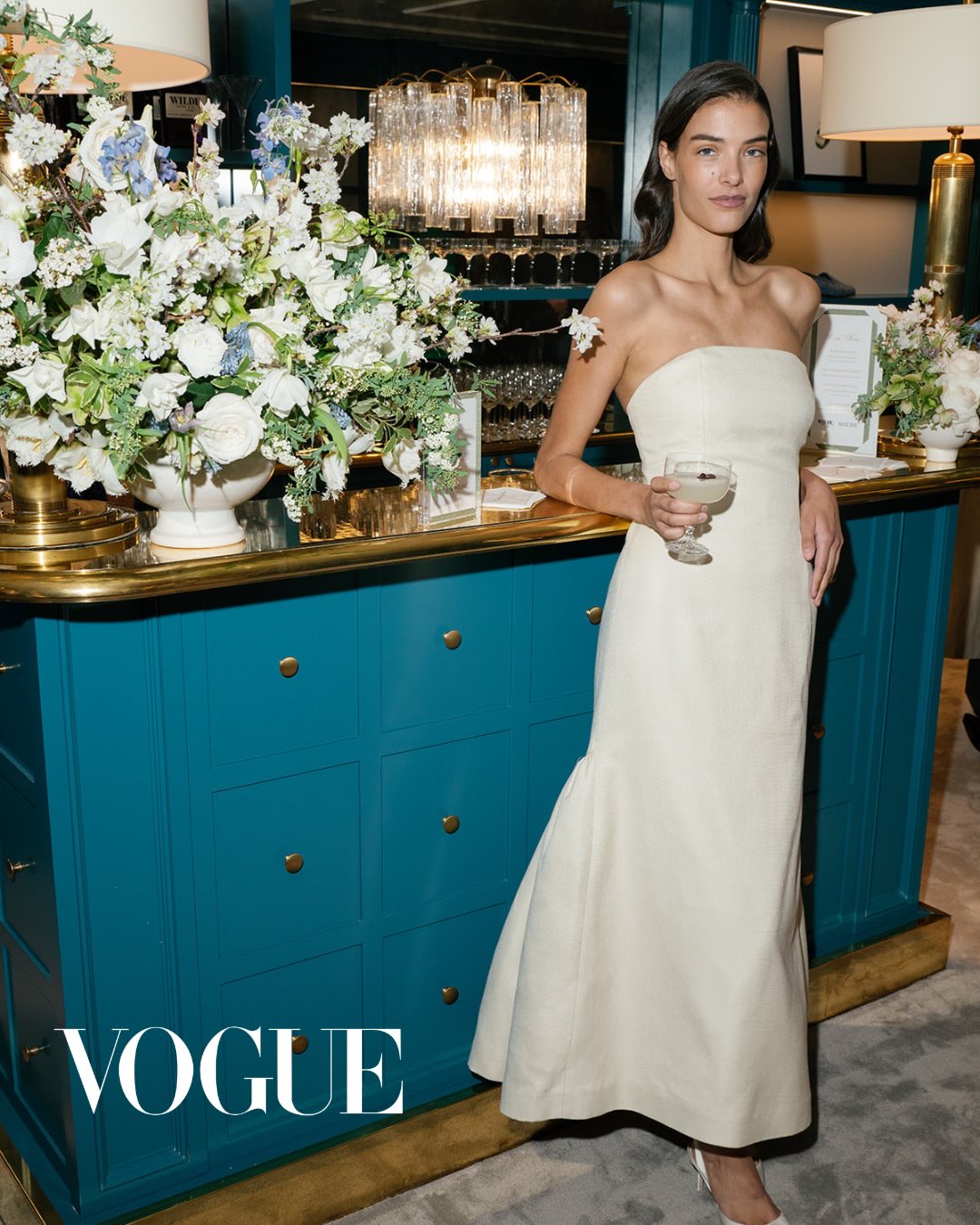 With wedding season in full swing, we’re looking back on a favorite Bridal Fashion Week partnership with @wildeirishgin , @manoloblahnik , and @overthemoon . The brand brought its signature charm to the “Something Blue” bar, serving Moonlit Gimlets and Blahnik & Tonics to guests, media, creators, and brides-to-be alike. A @voguemagazine recap made the occasion even sweeter. 🩵
Thanks @alexandramacon @overthemoon @shaynaseid & emilyreculard for this special partnership!